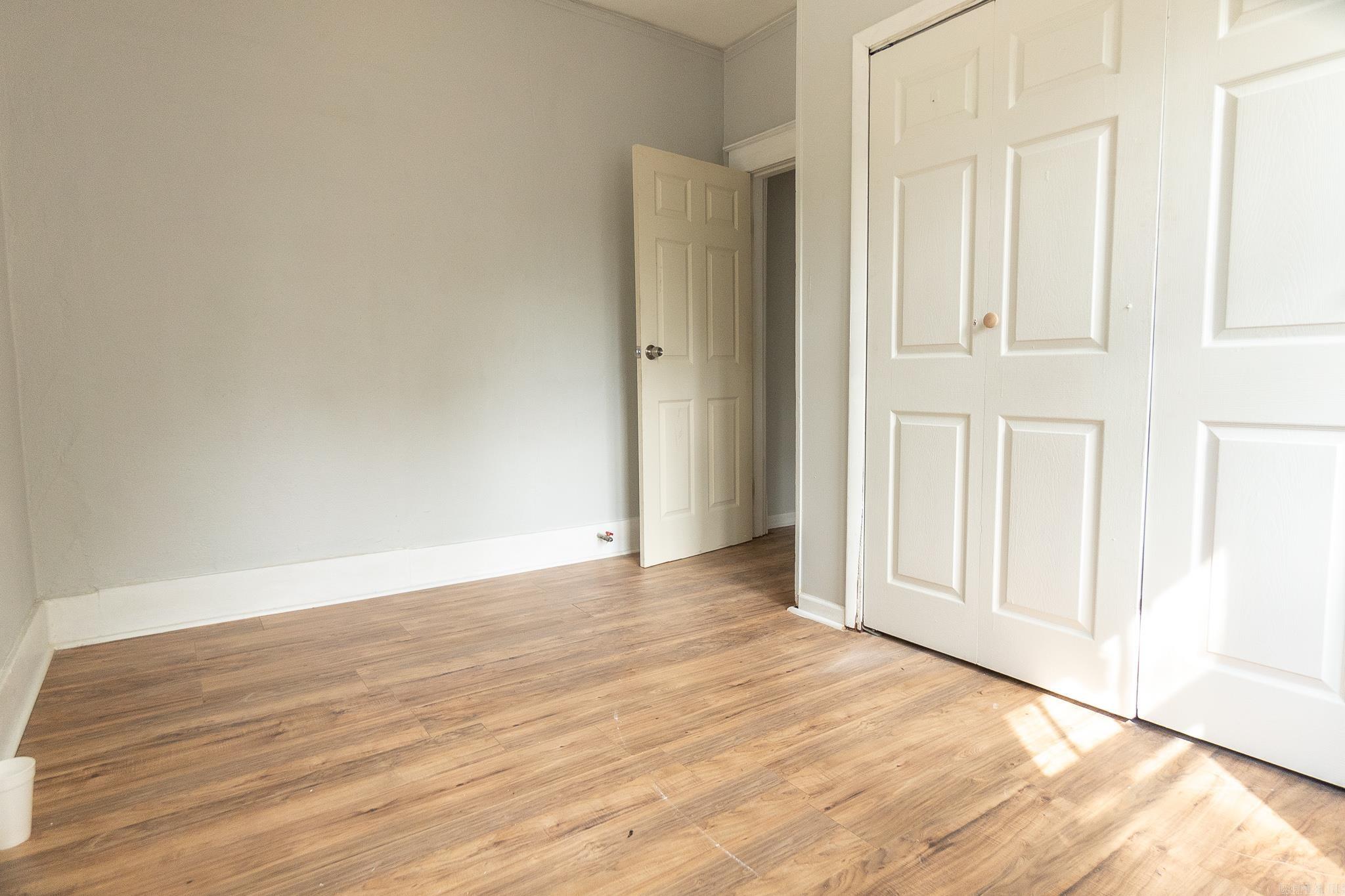 2109 S Valentine Street Property Photo 8