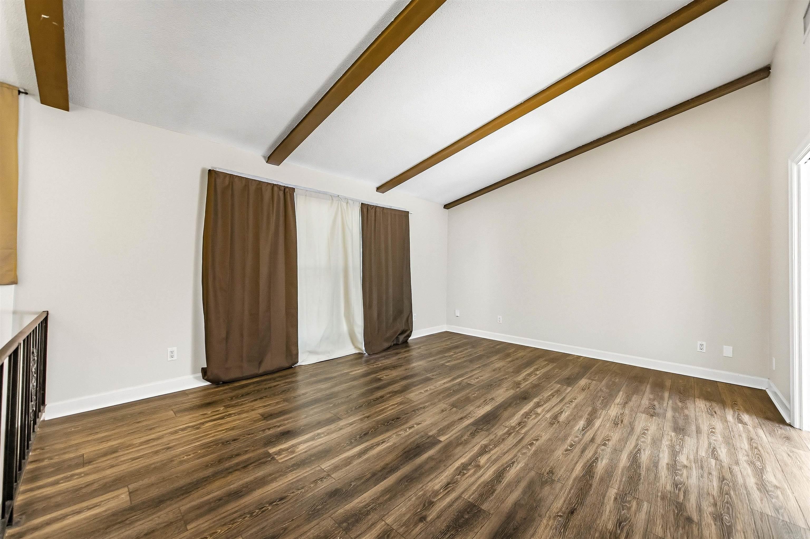 2219 Breckenridge Dr Property Photo 6