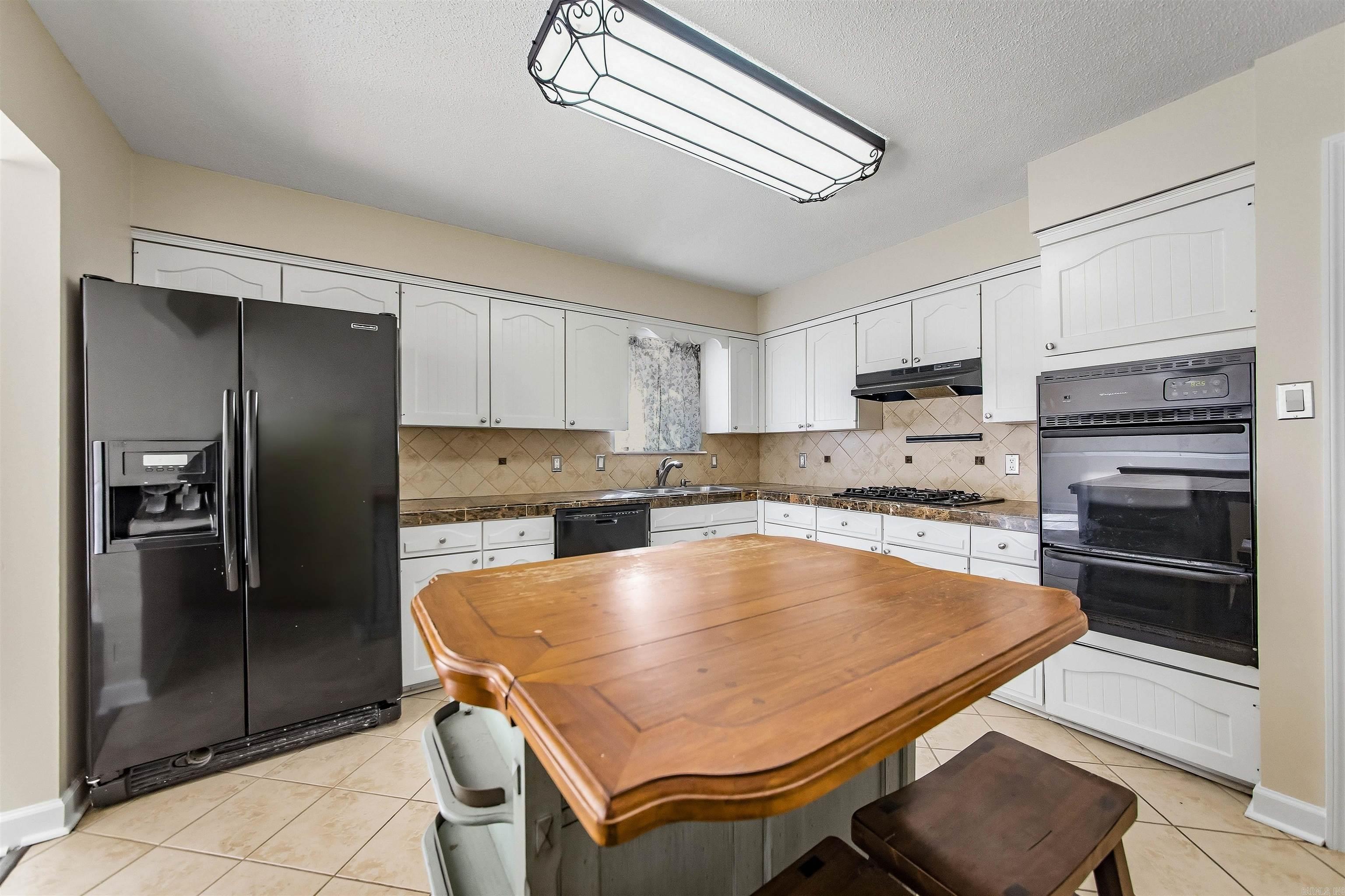 2219 Breckenridge Dr Property Photo 10