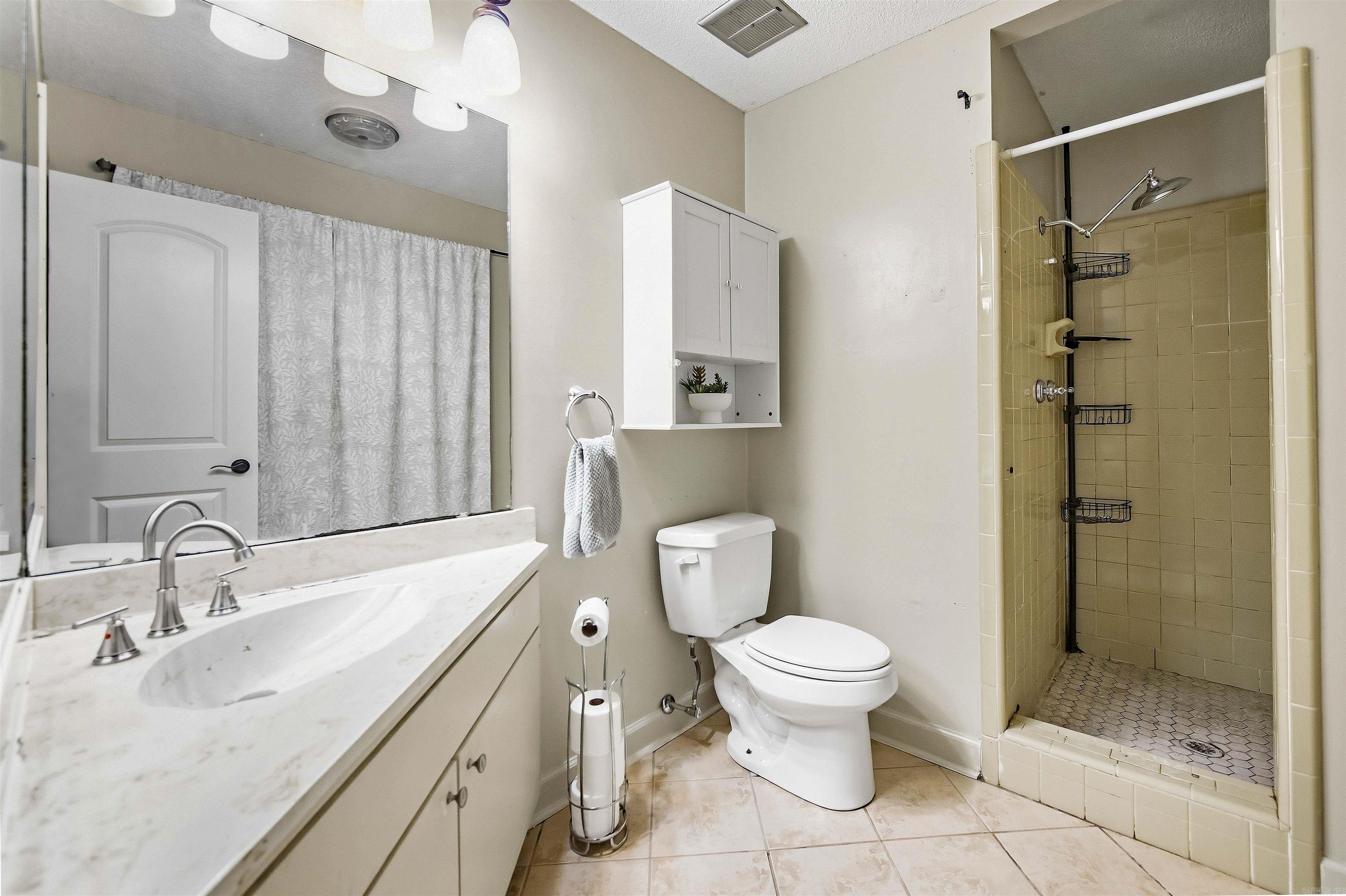 2219 Breckenridge Dr Property Photo 16
