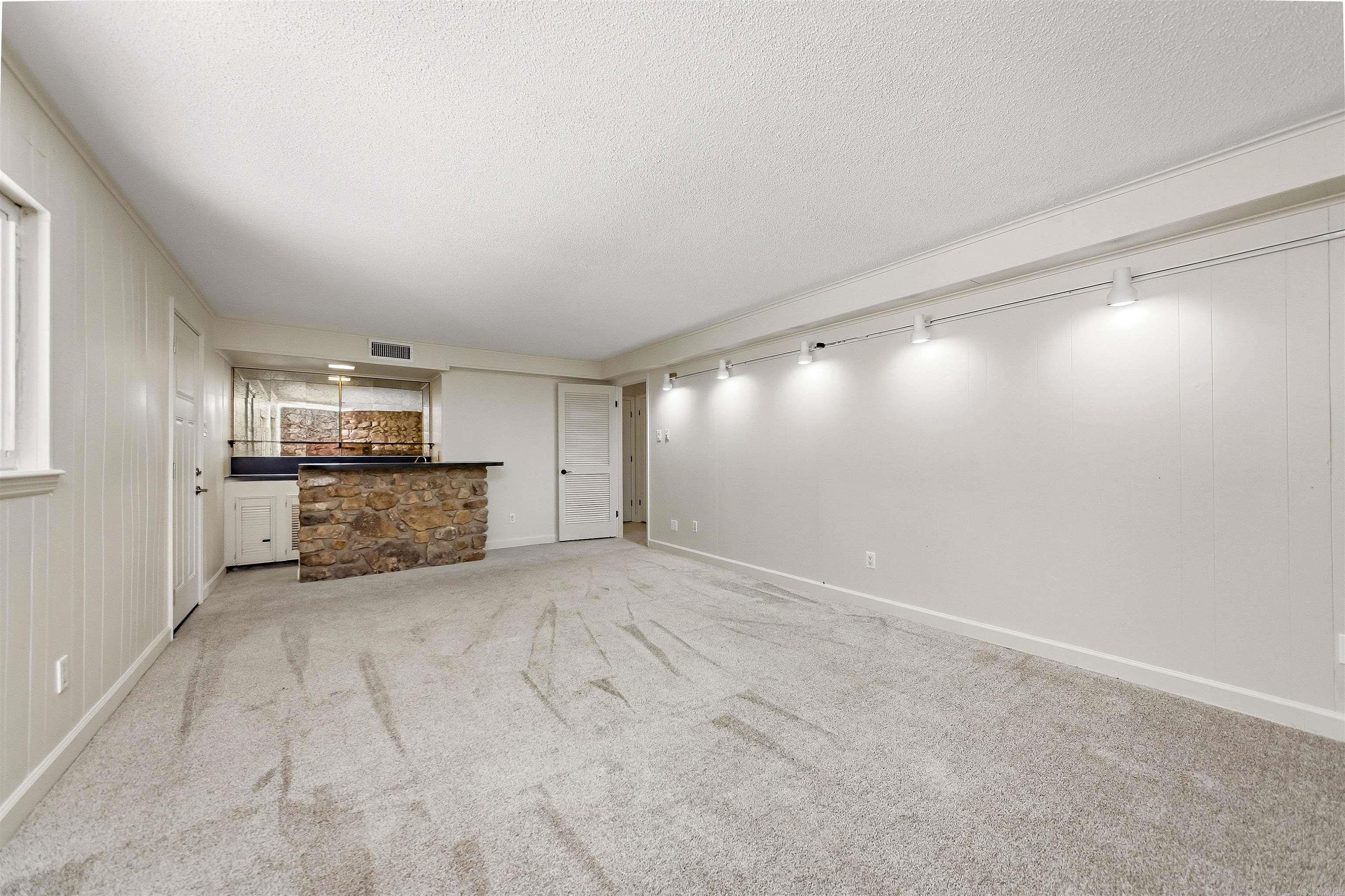 2219 Breckenridge Dr Property Photo 28