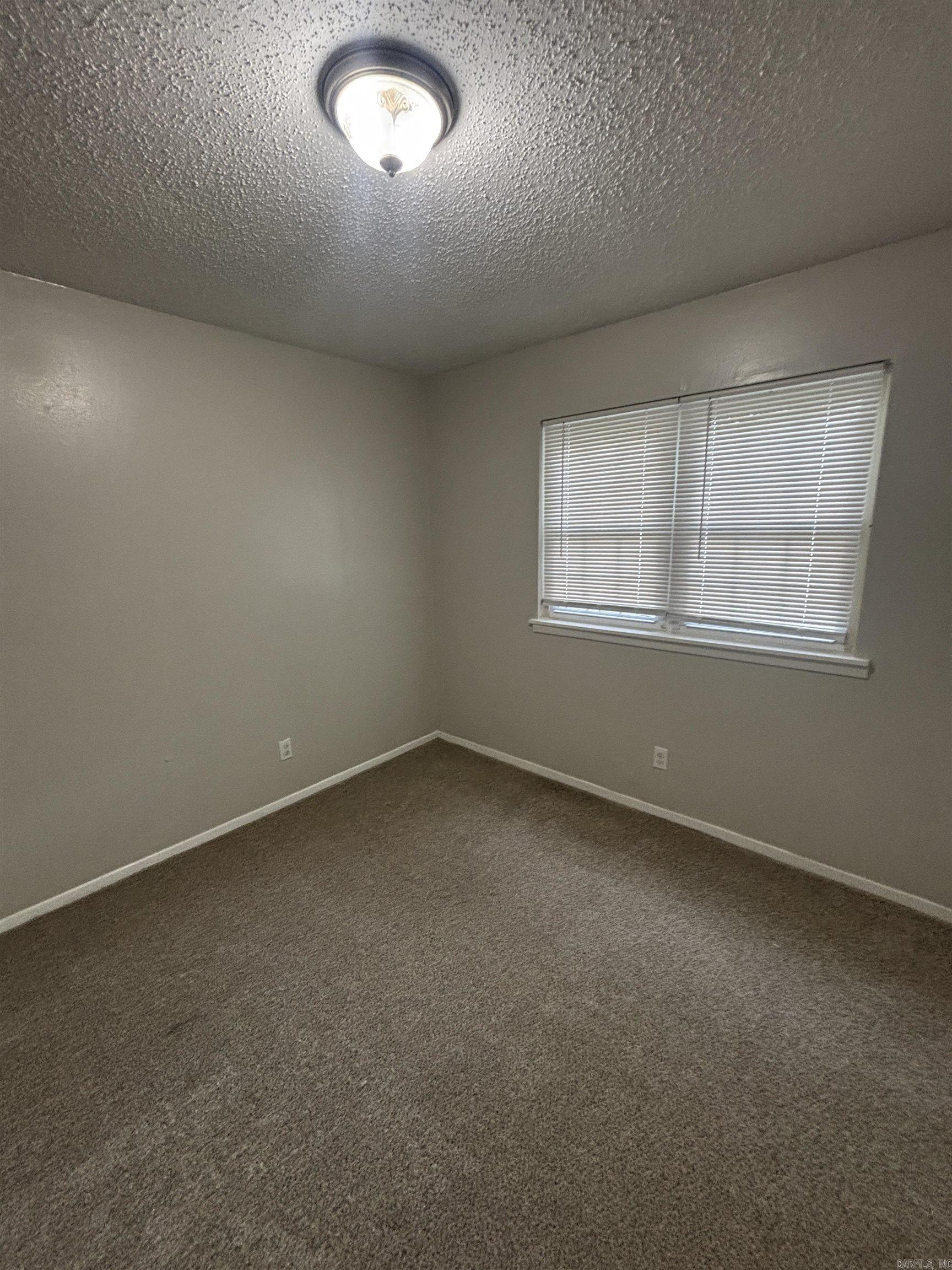 43 Meadowlark Drive Property Photo 10