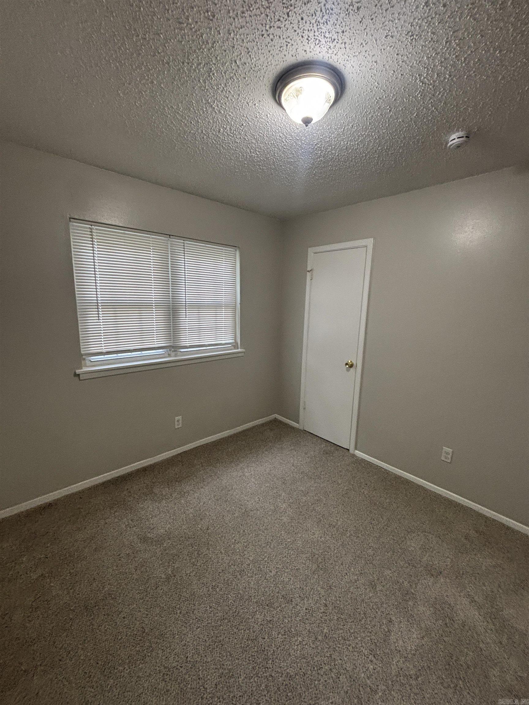 43 Meadowlark Drive Property Photo 11