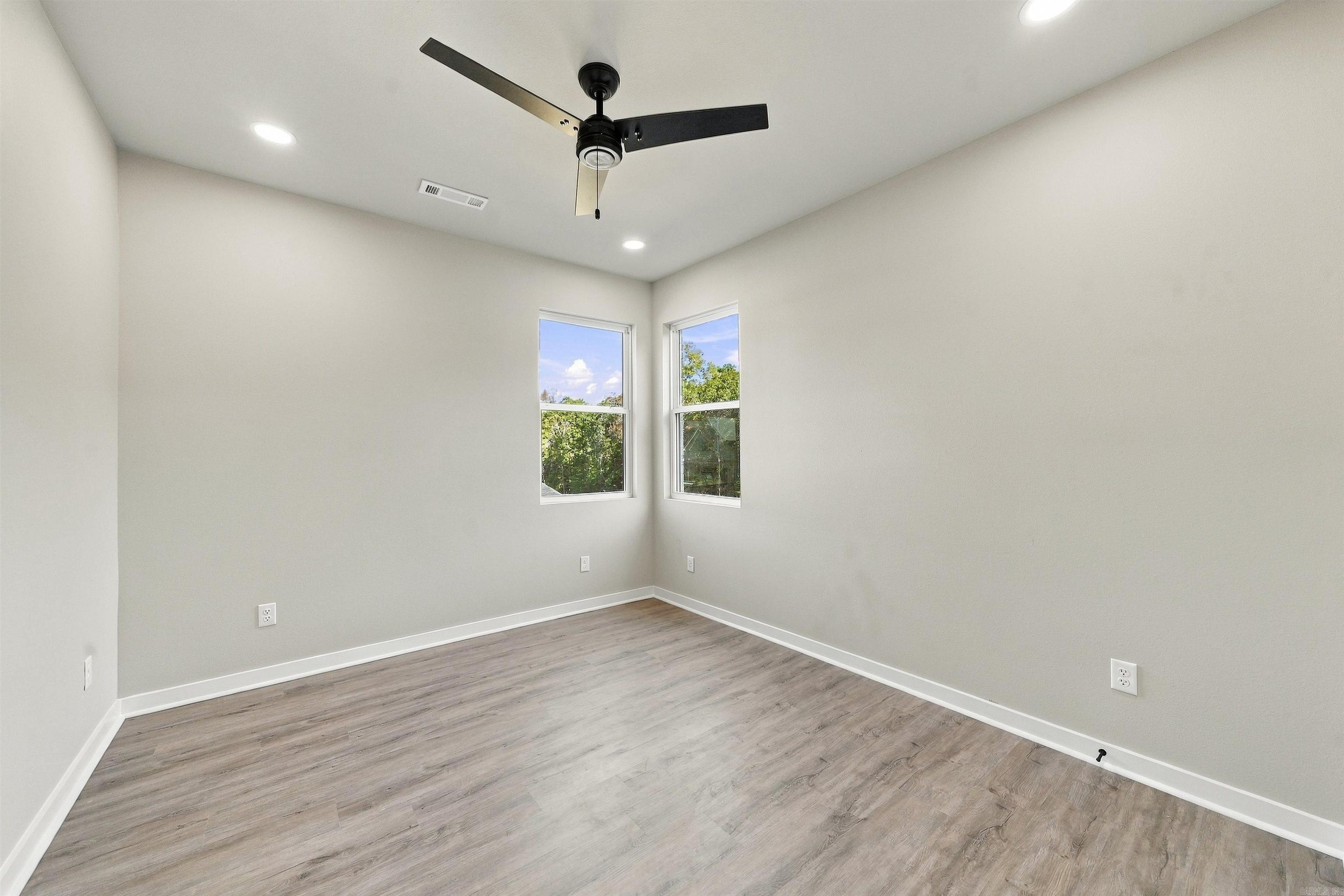 146 Kinley Loop Property Photo 44