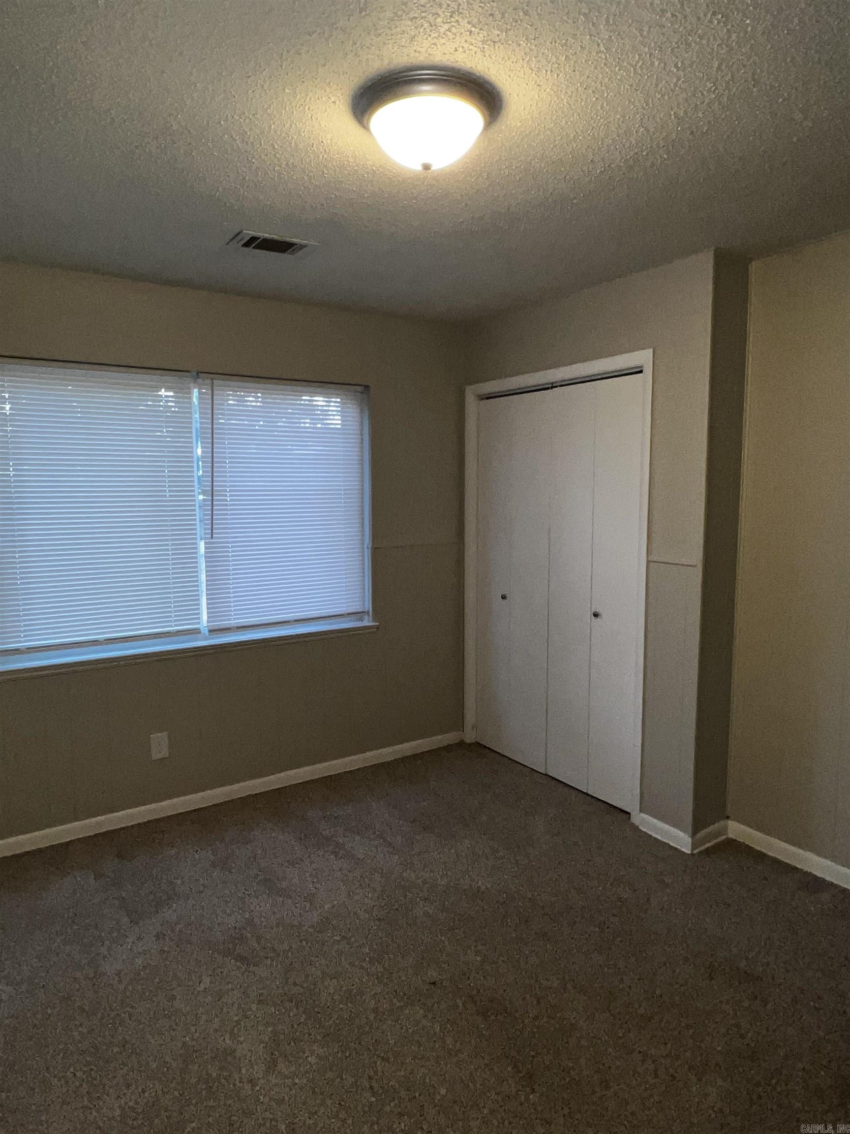 7012 Comanche Drive Property Photo 11