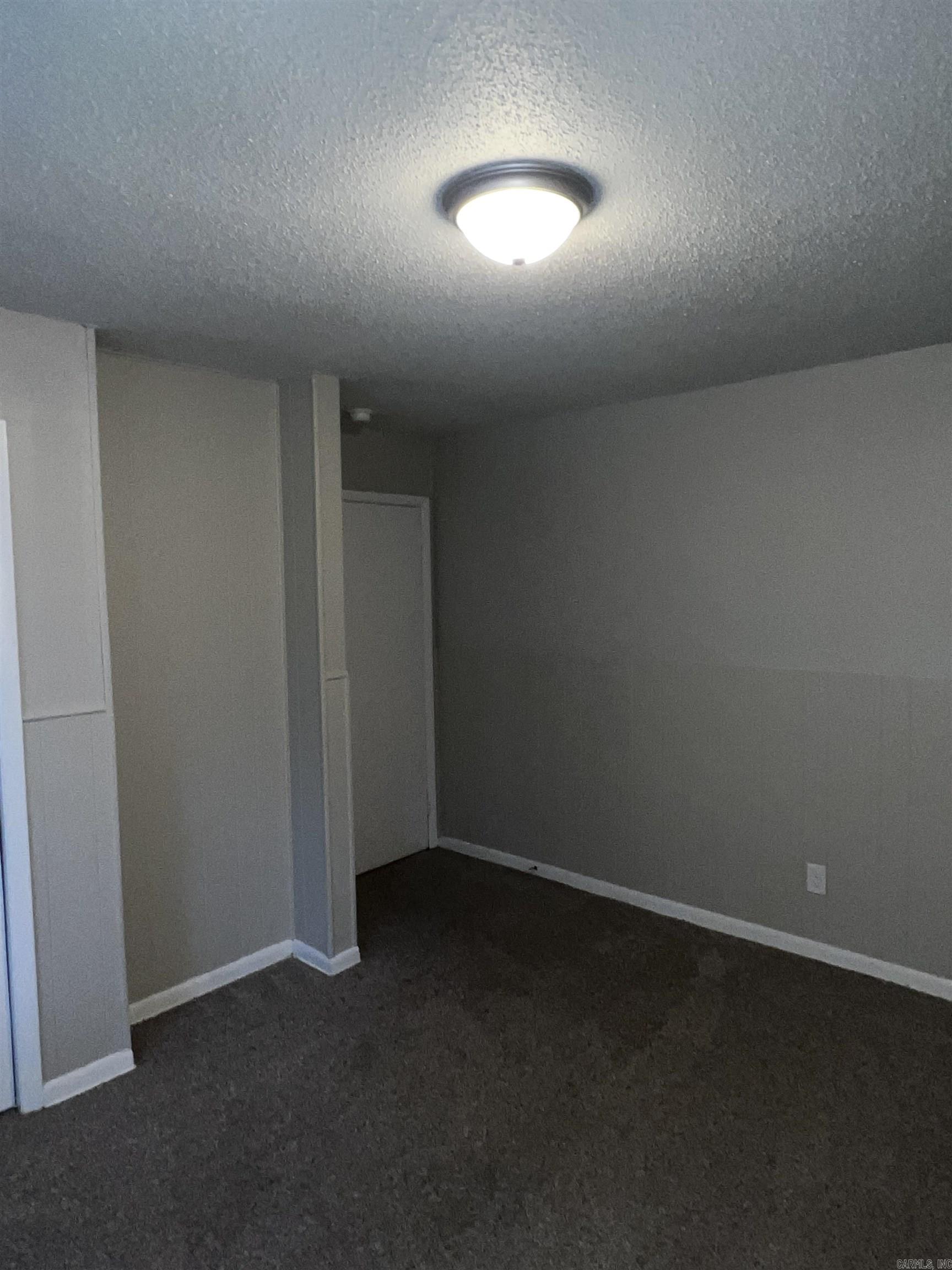 7012 Comanche Drive Property Photo 12
