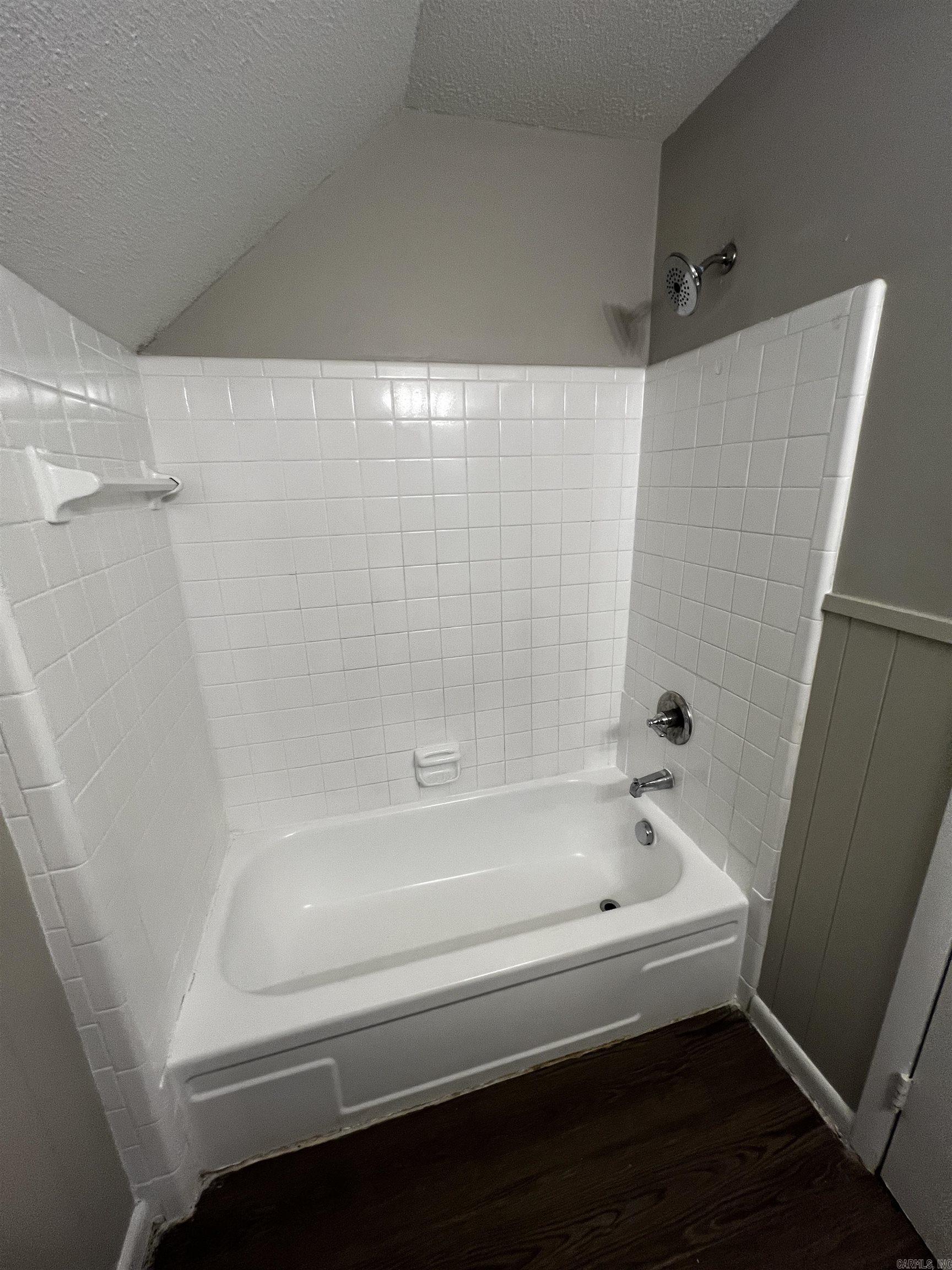 7012 Comanche Drive Property Photo 22