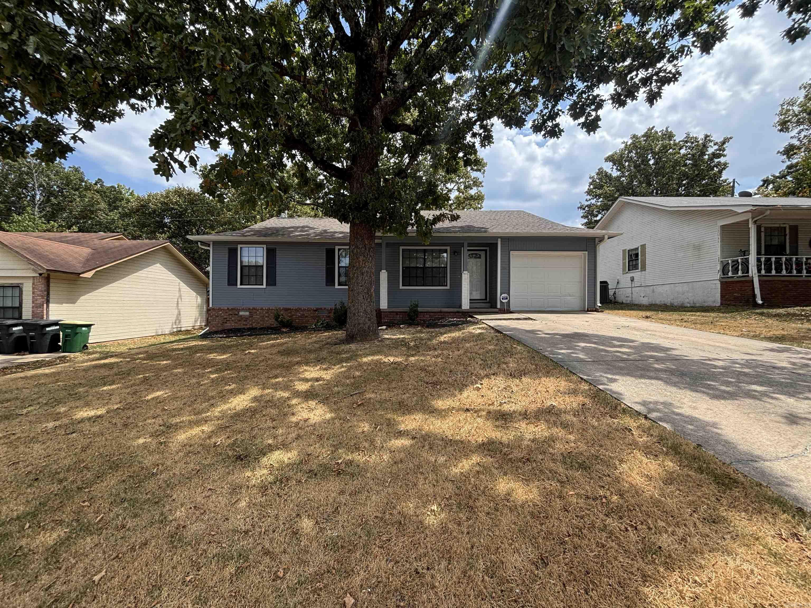 238 Briarpatch Lane Property Photo 1