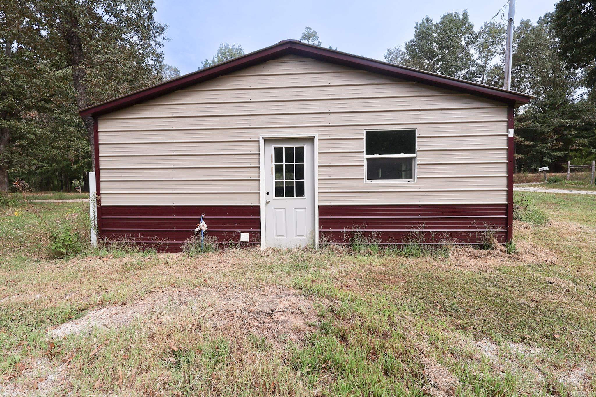 301 Collins Road Property Photo 24