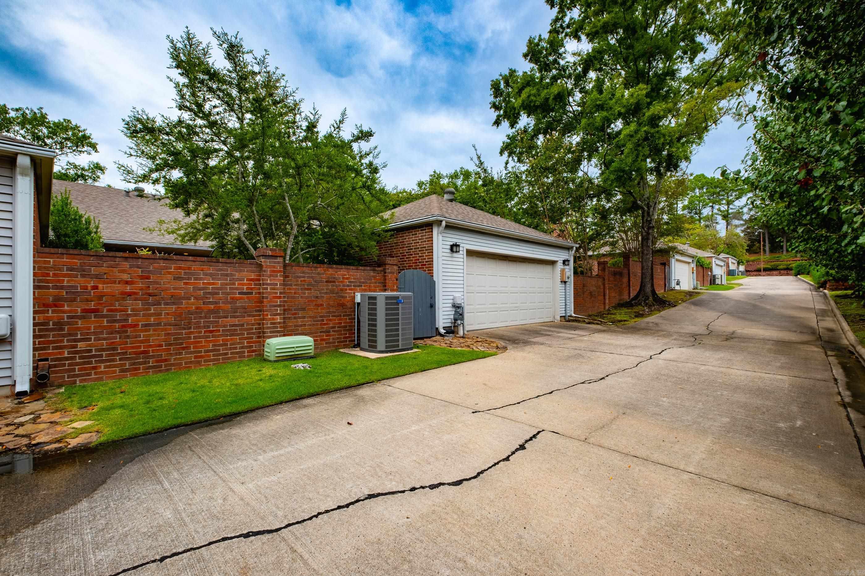 12400 Hunters Glen Boulevard 20 Property Photo 46