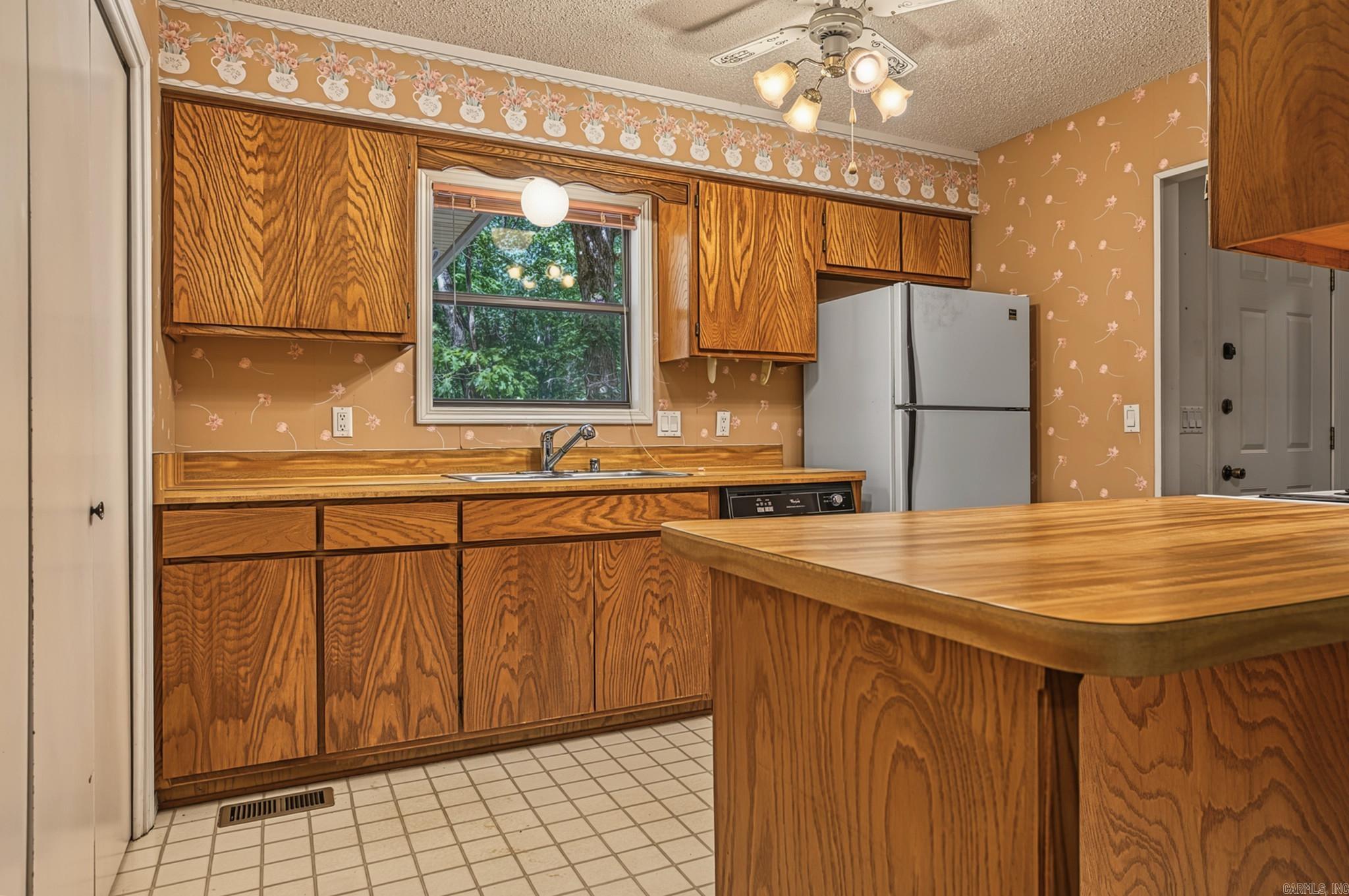 6 Vilaseca Lane Property Photo 7