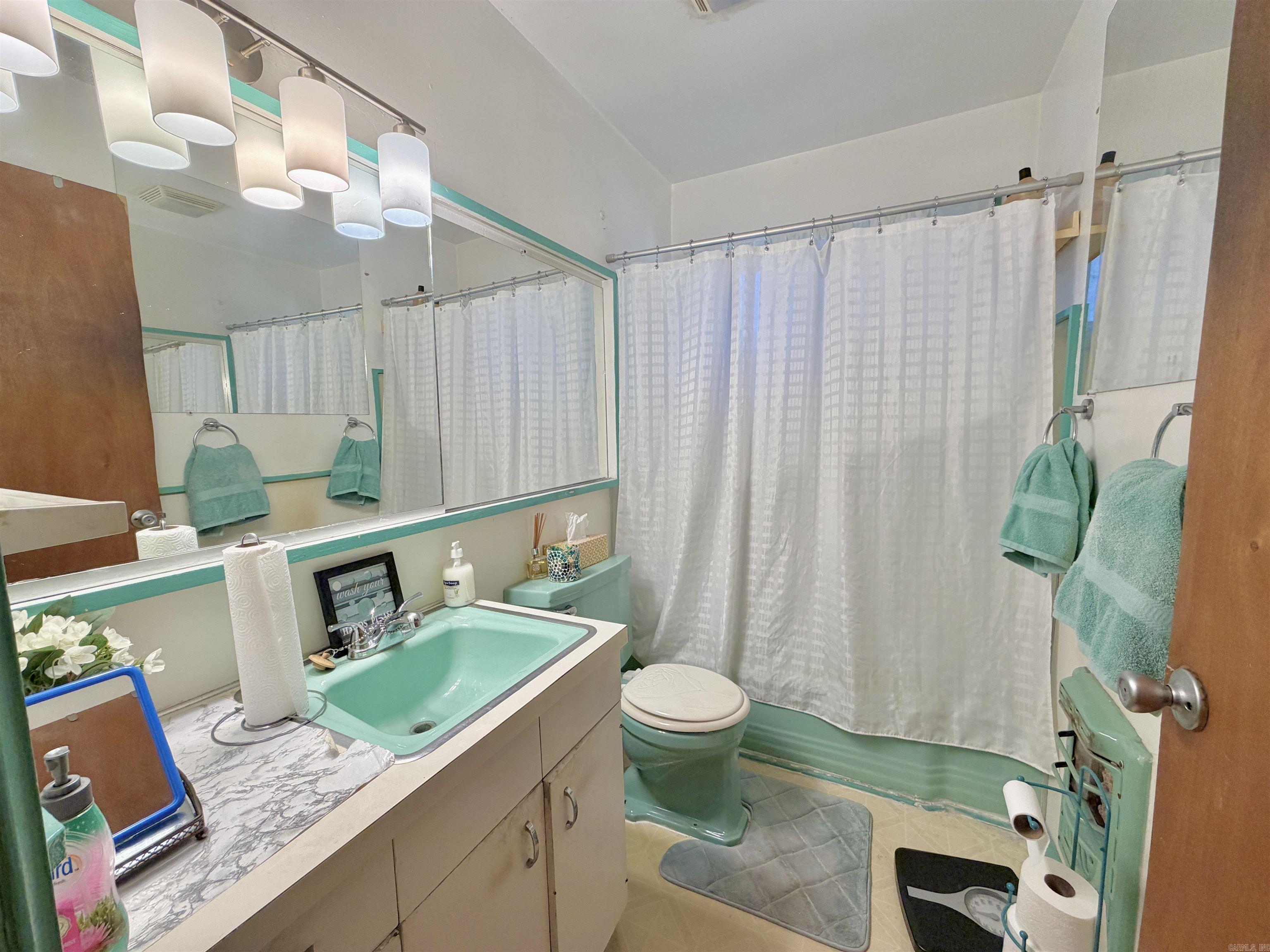 14 Southmont Drive Property Photo 18