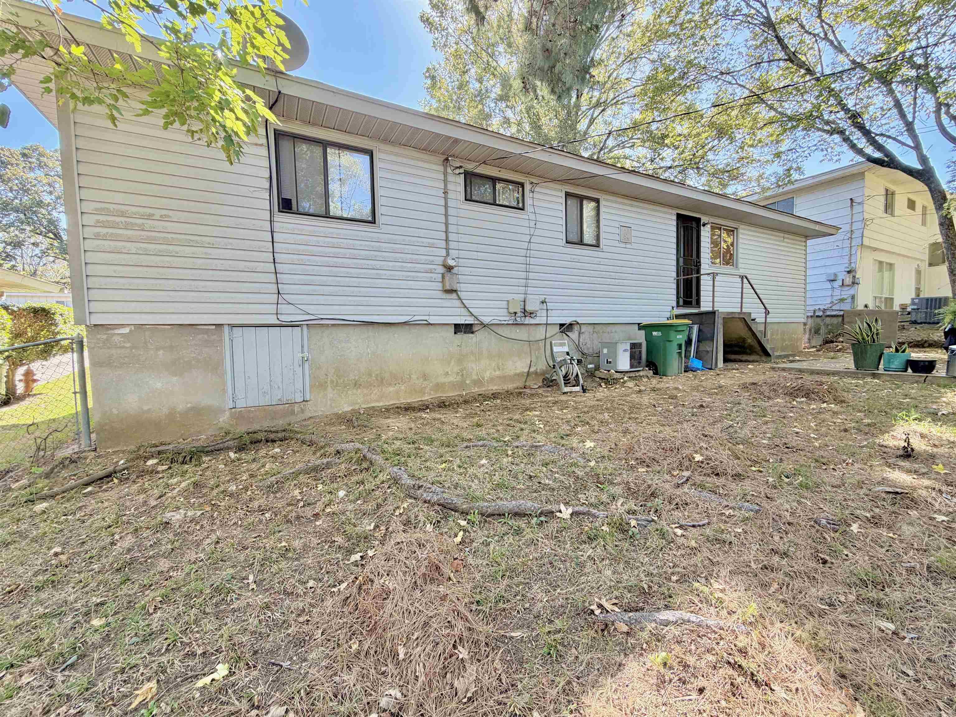 14 Southmont Drive Property Photo 22