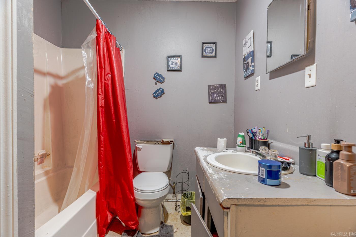 205 Lincoln Street Property Photo 20