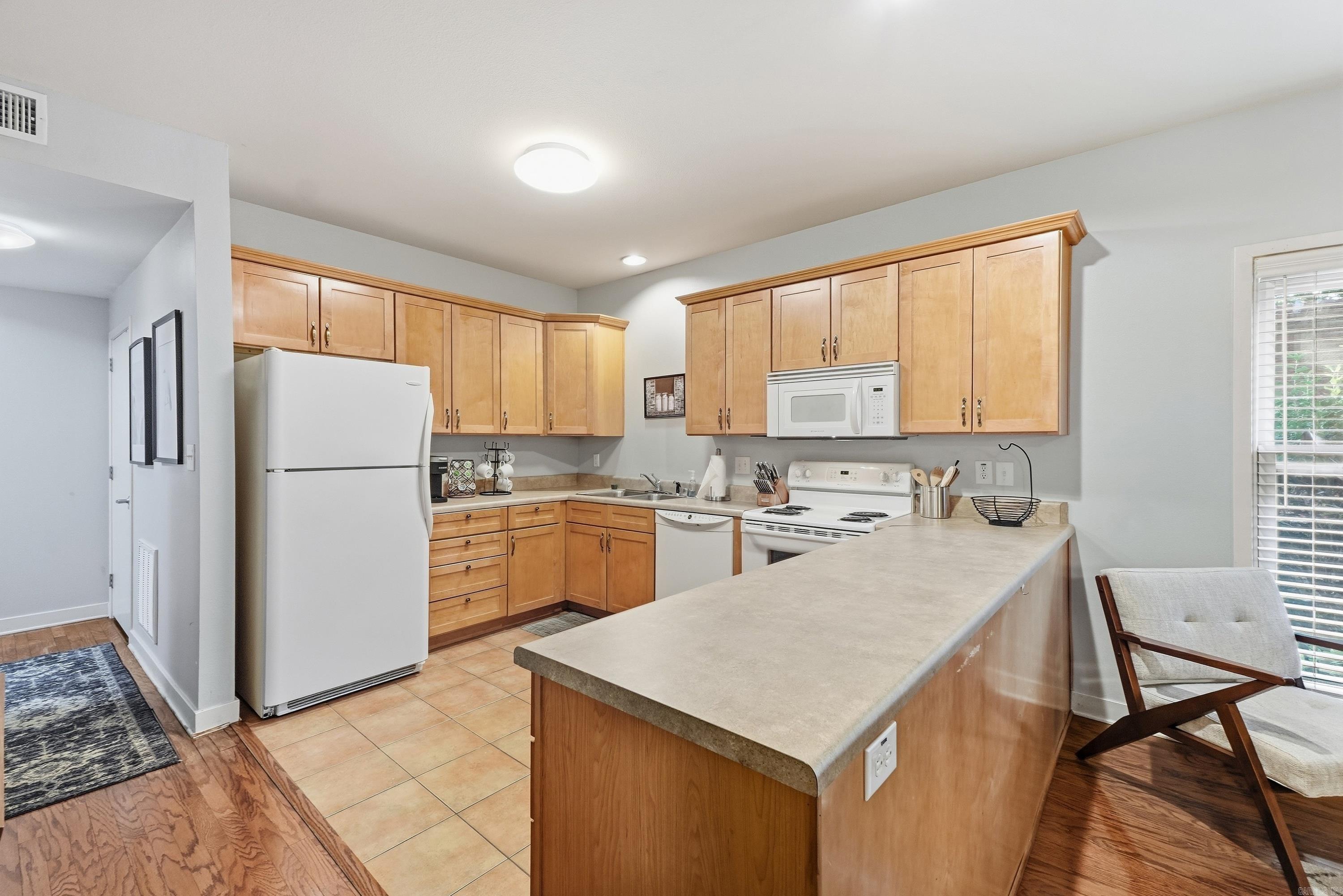 515 E Capitol Avenue 107 Property Photo 14