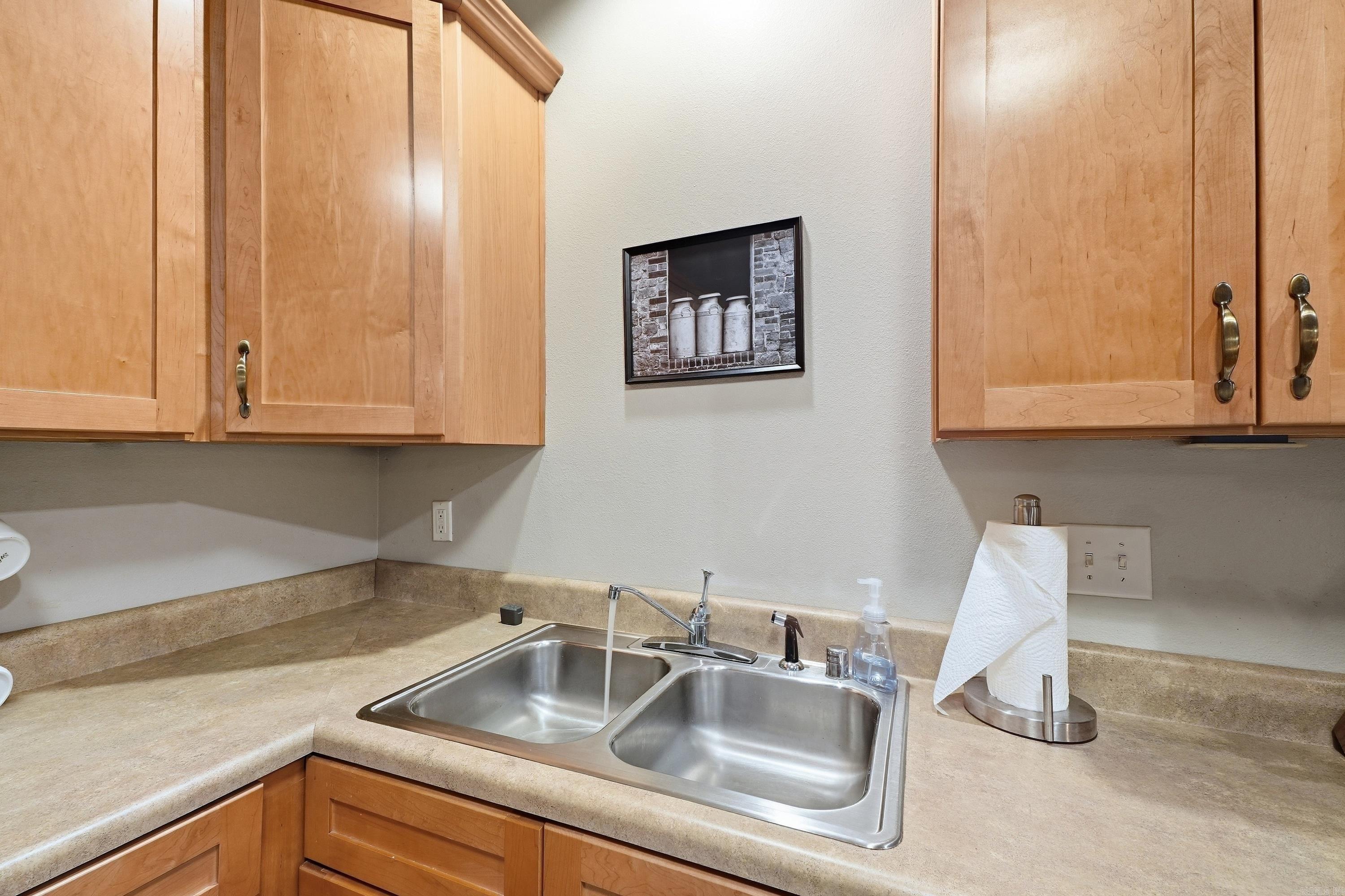 515 E Capitol Avenue 107 Property Photo 16