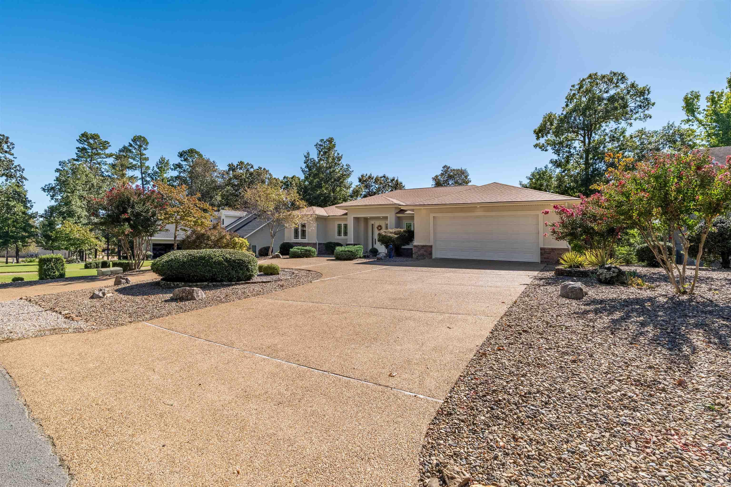 26 Elcano Drive Property Photo 6