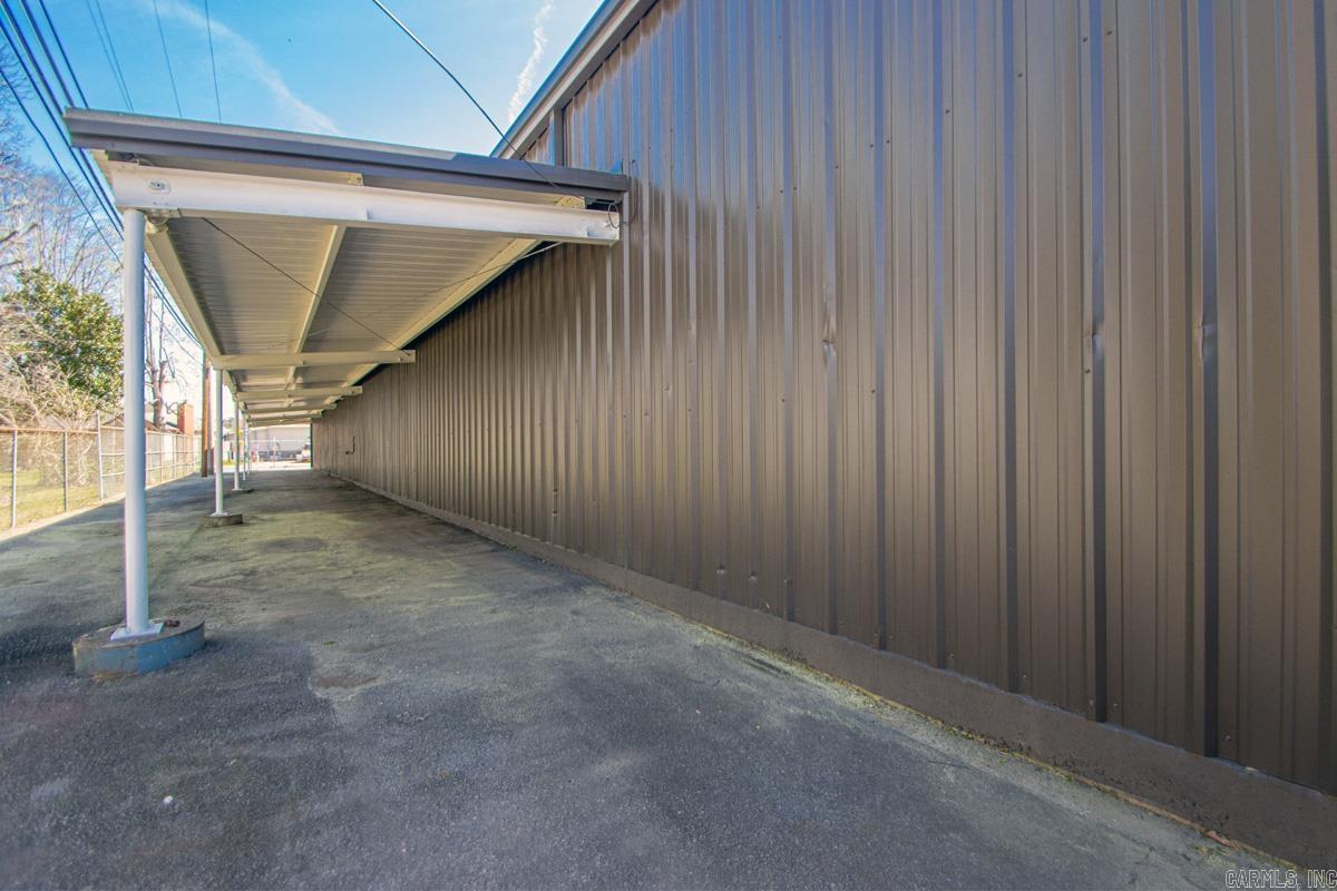 15522 Interstate 30 Property Photo 32