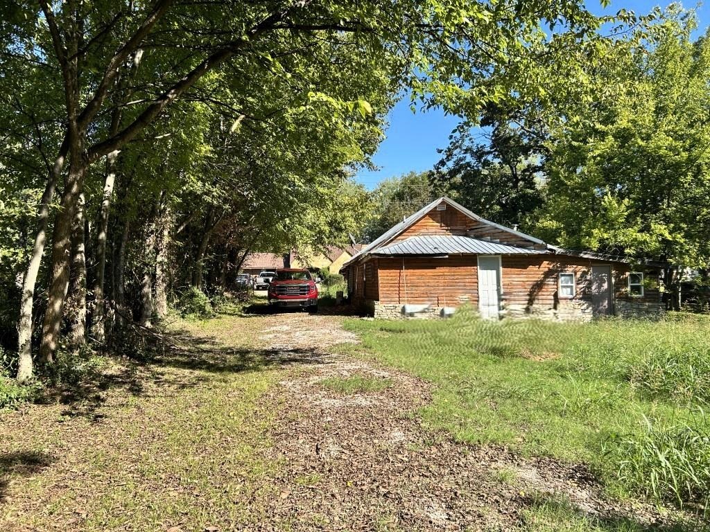 207 Brewer Avenue Property Photo 3