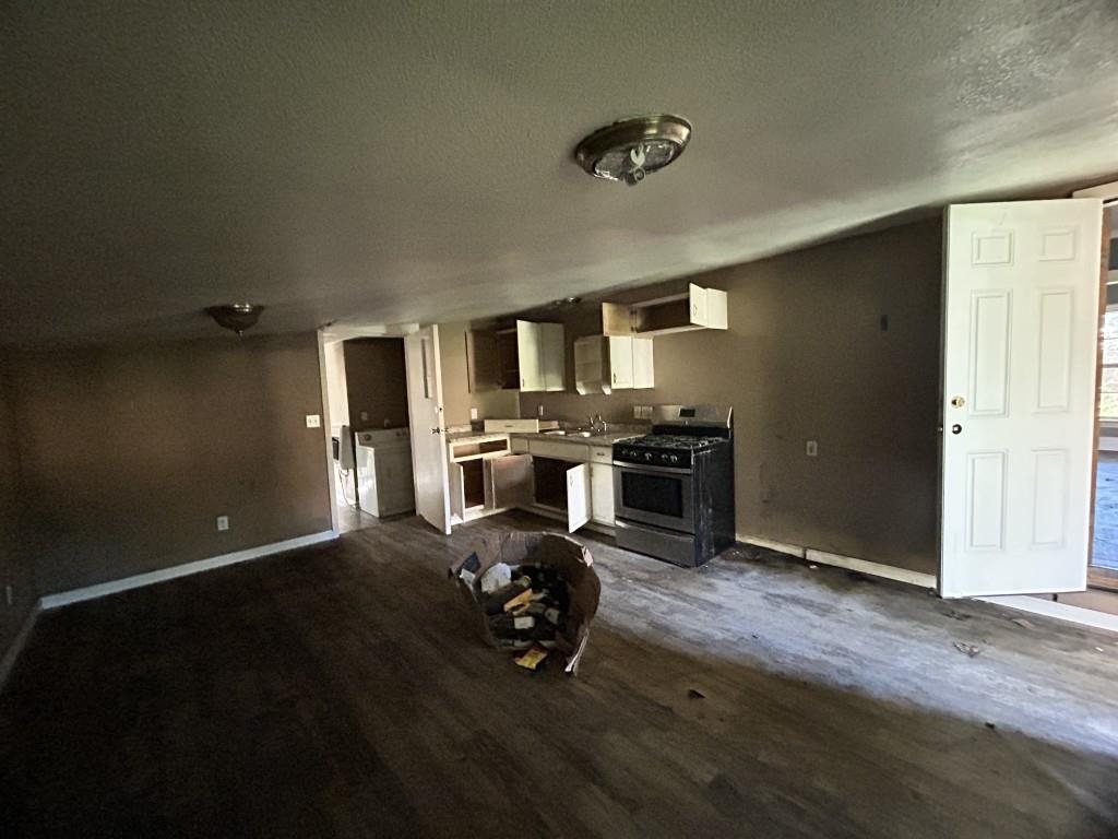 207 Brewer Avenue Property Photo 16