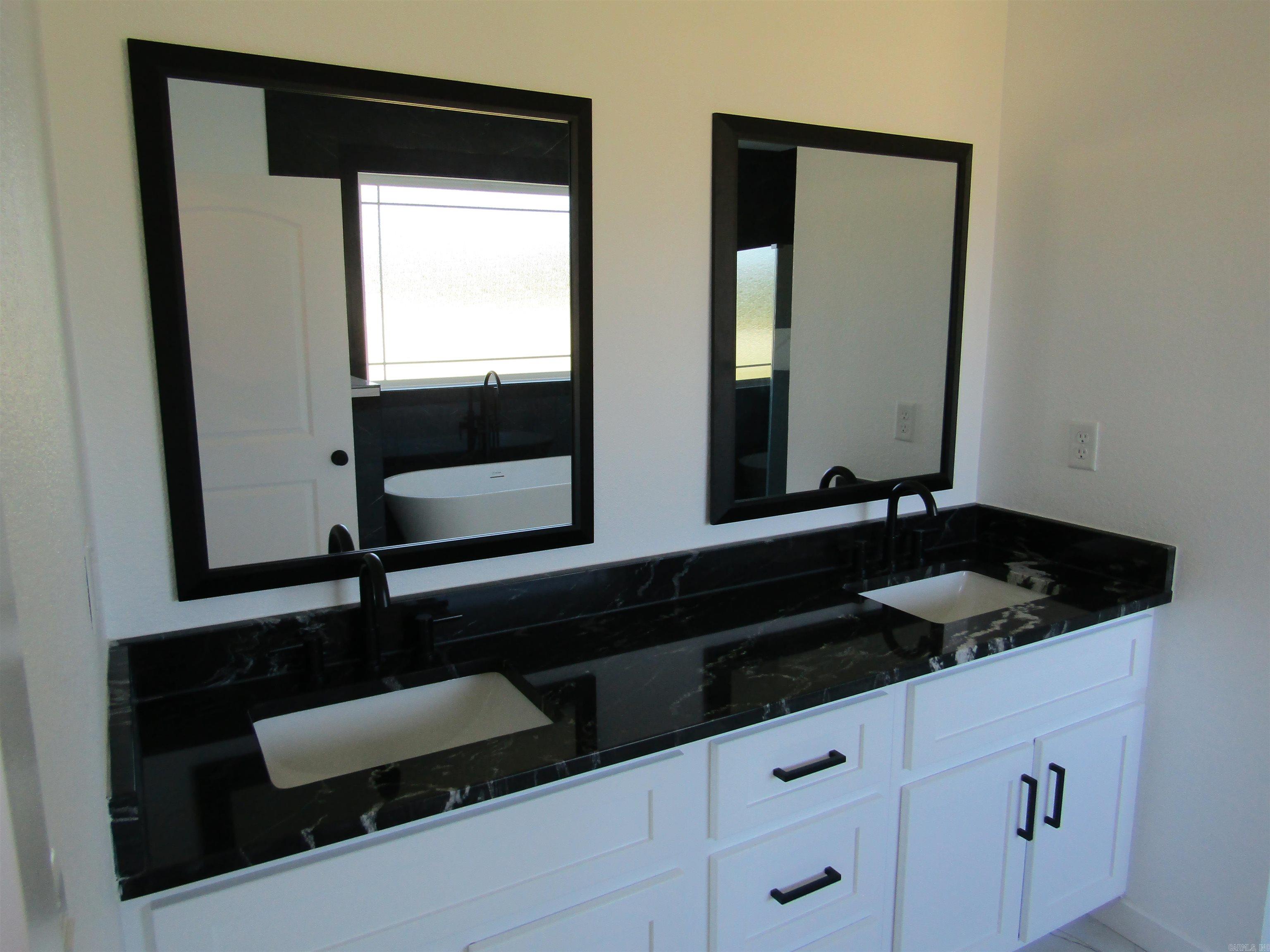 2501 Barnhill Road Property Photo 10