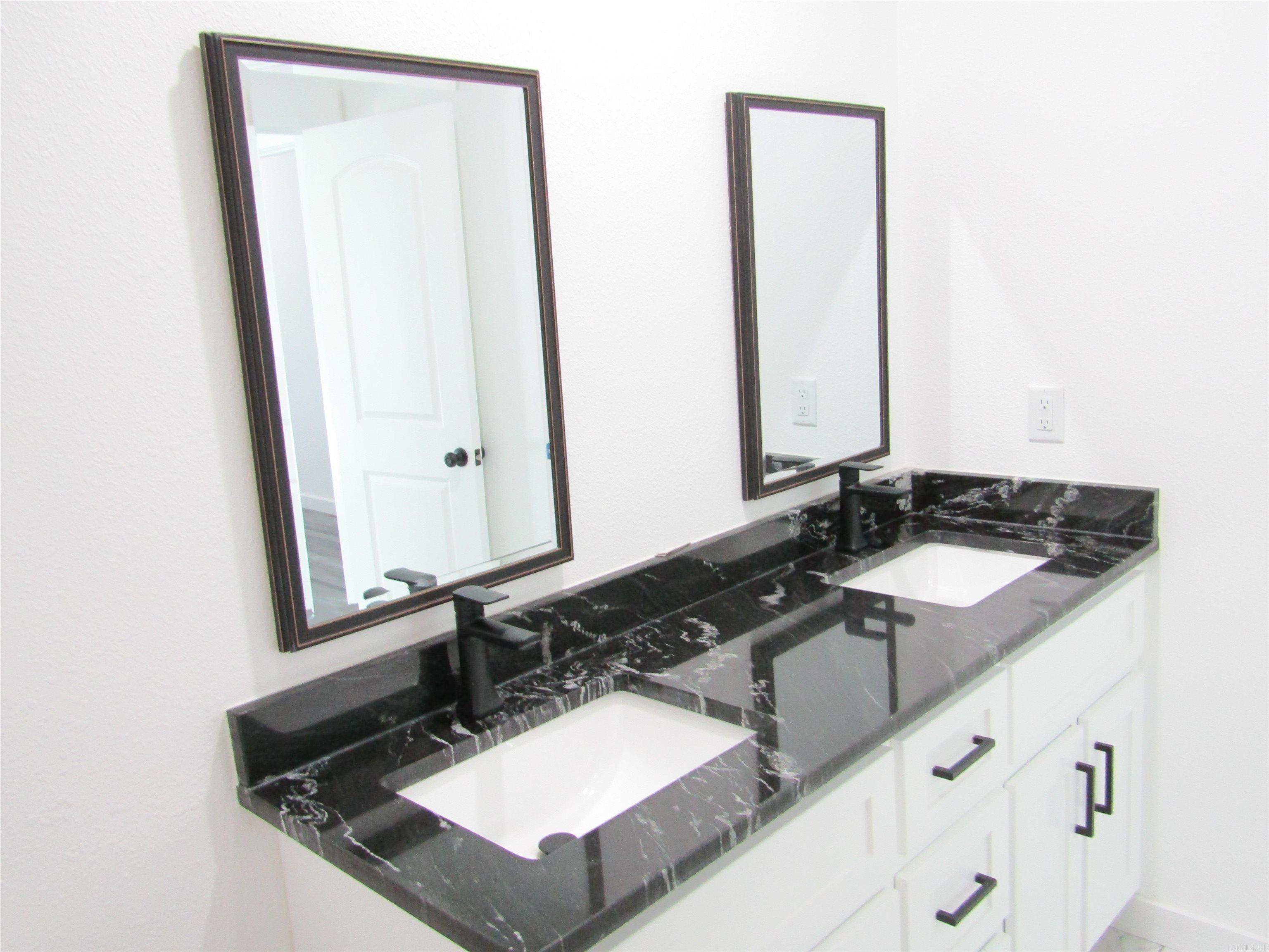 2501 Barnhill Road Property Photo 11