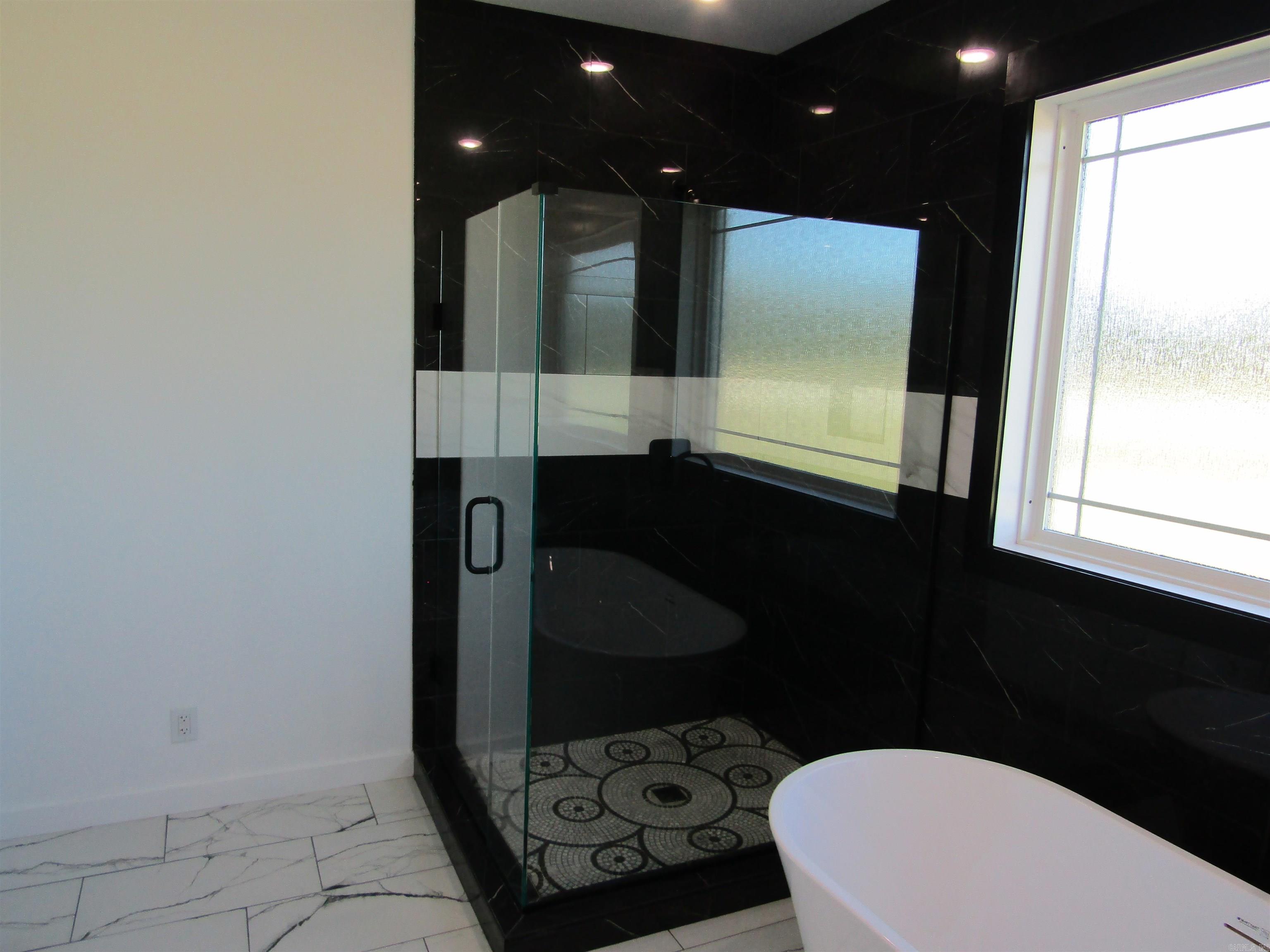 2501 Barnhill Road Property Photo 12