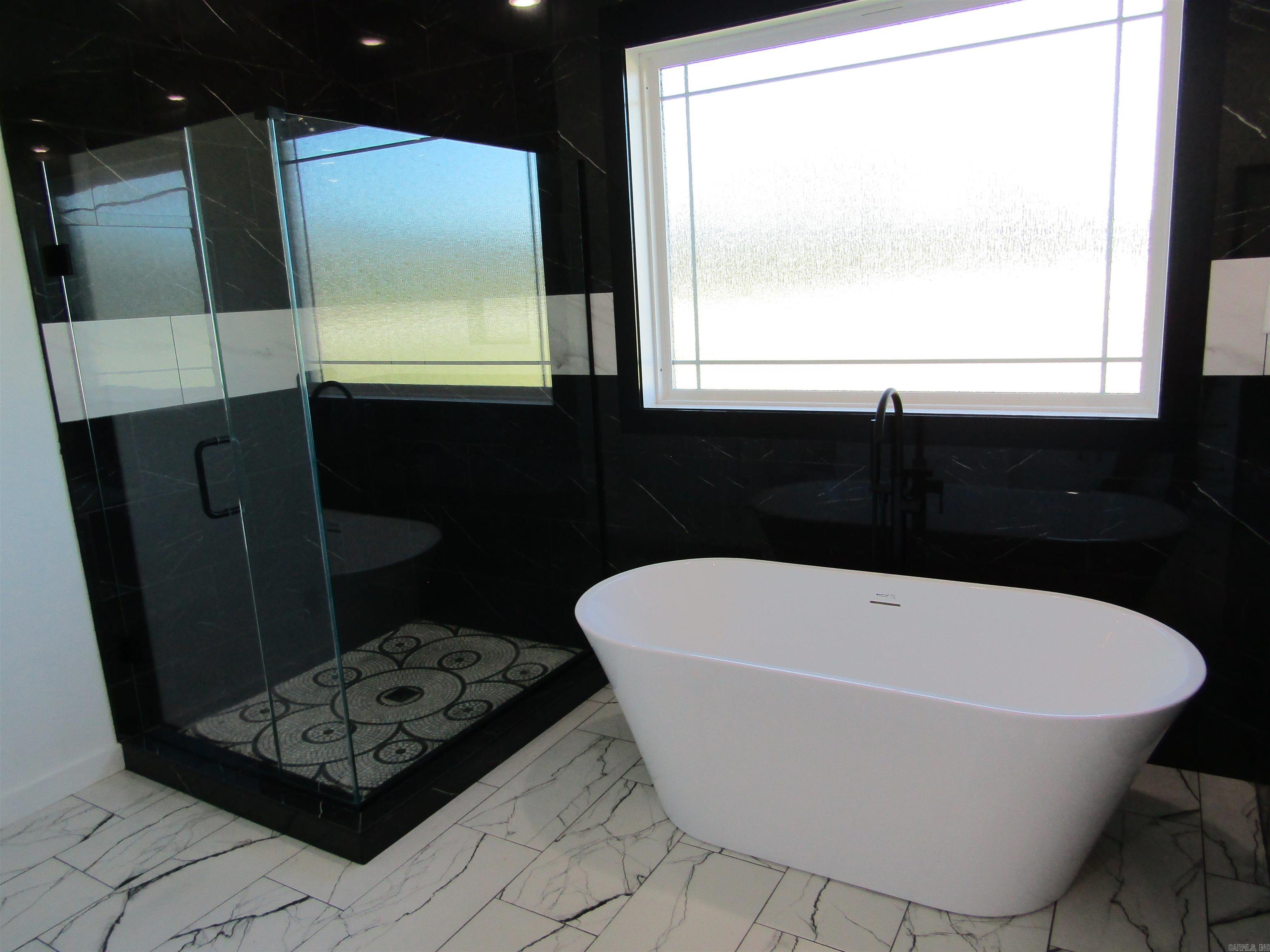 2501 Barnhill Road Property Photo 13