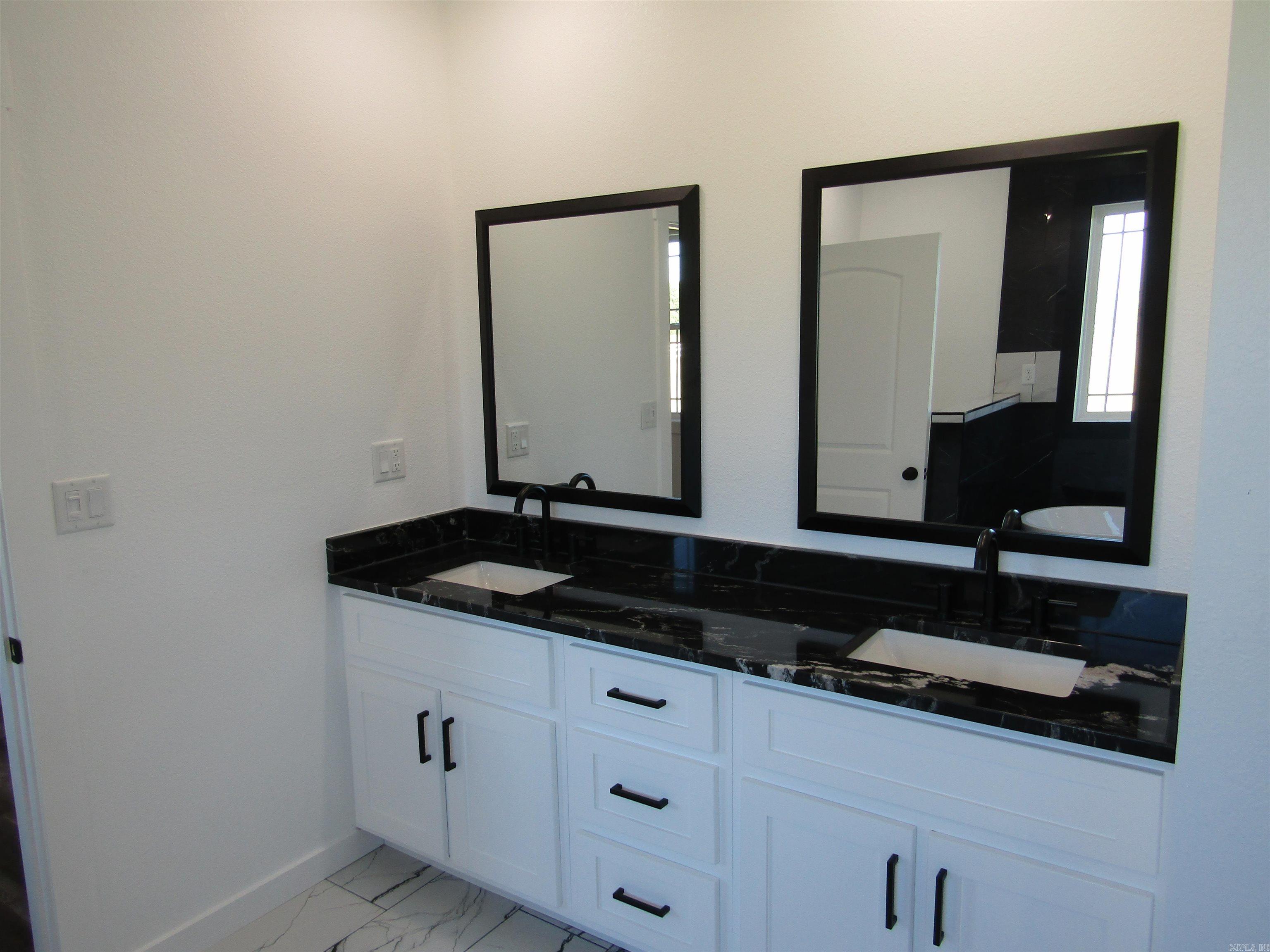 2501 Barnhill Road Property Photo 15