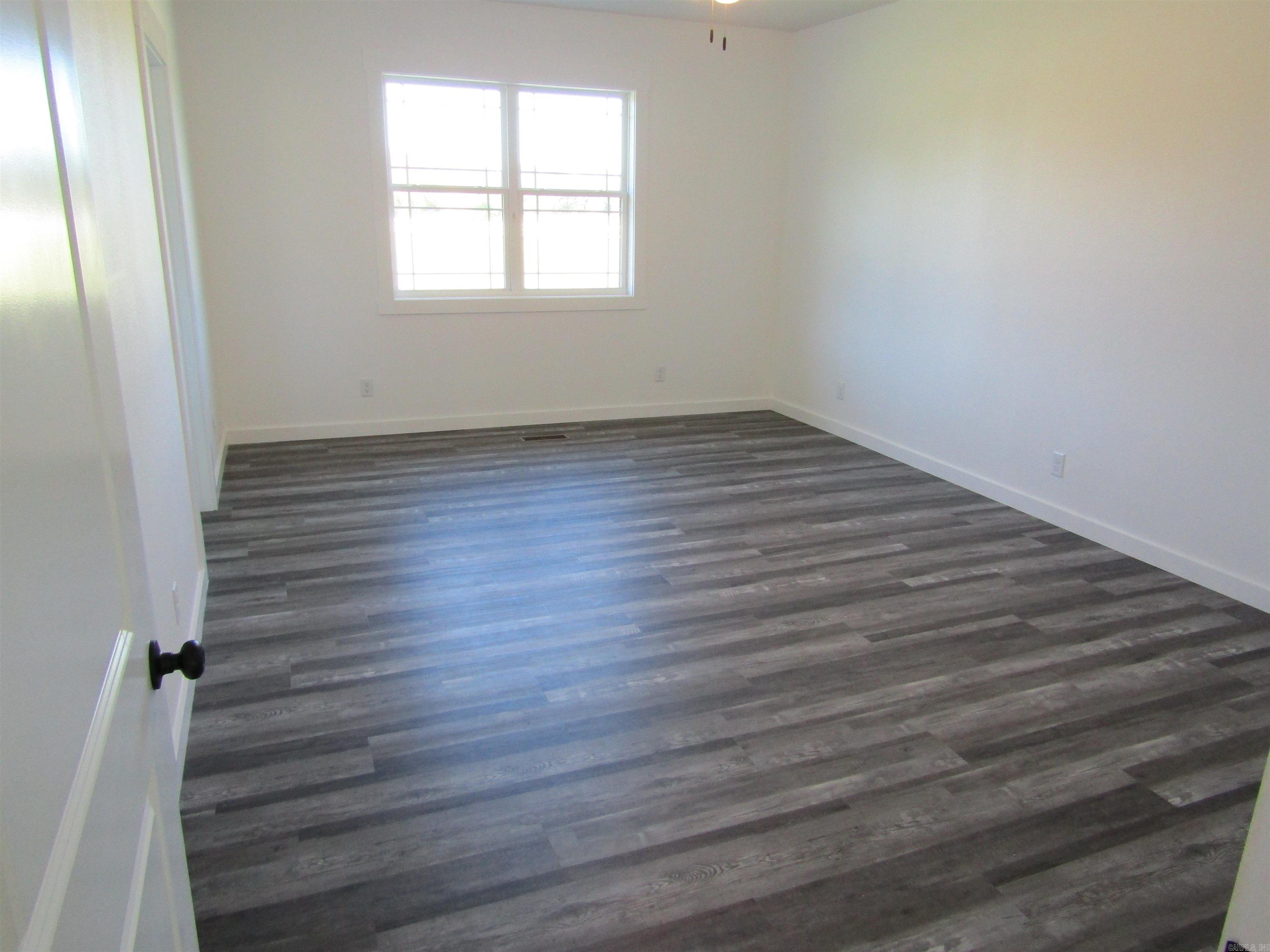 2501 Barnhill Road Property Photo 16