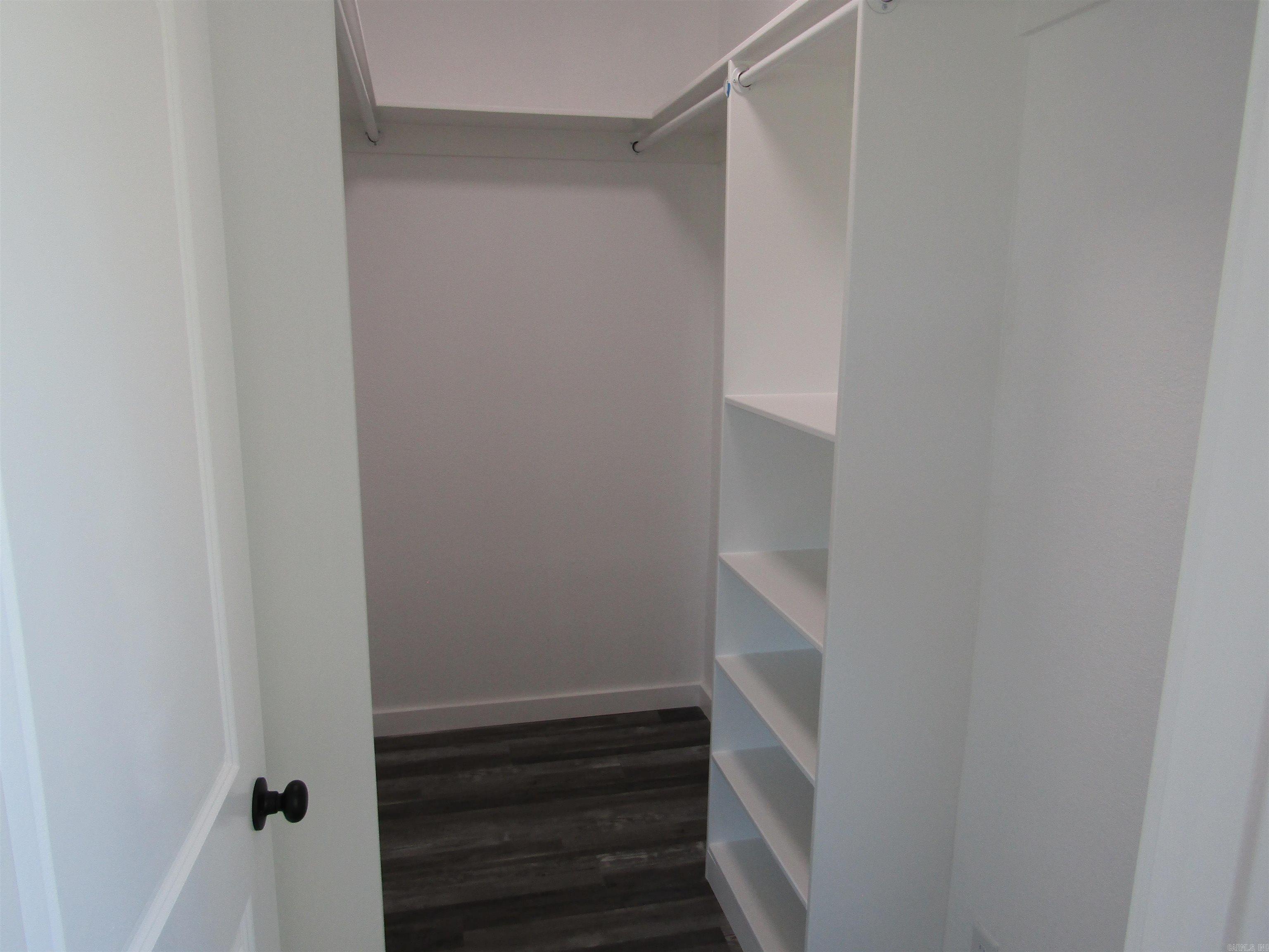 2501 Barnhill Road Property Photo 18