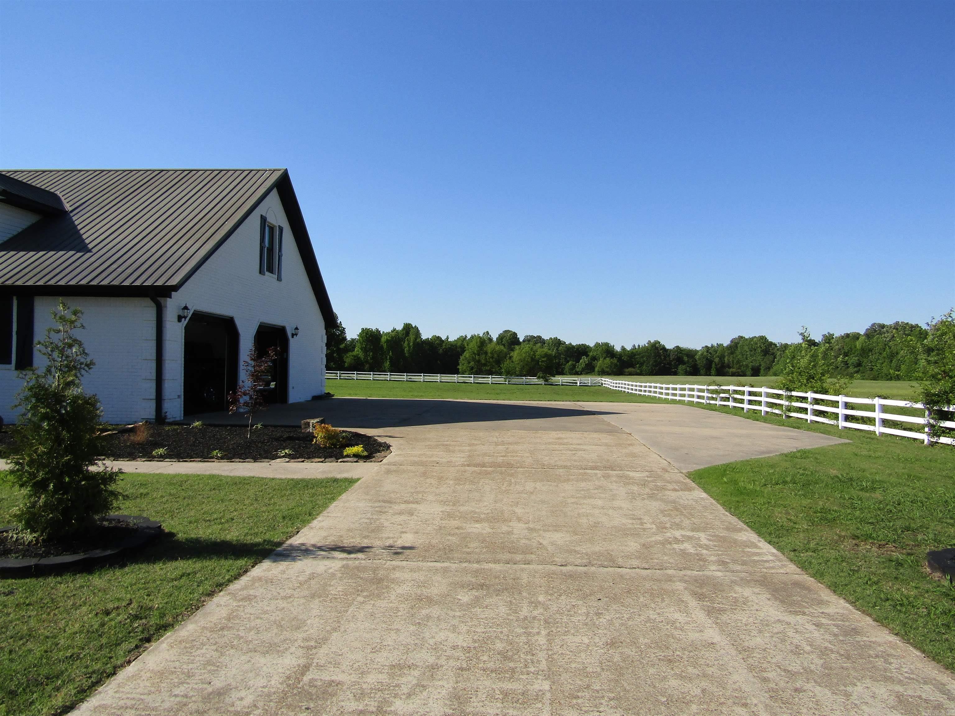 2501 Barnhill Road Property Photo 37