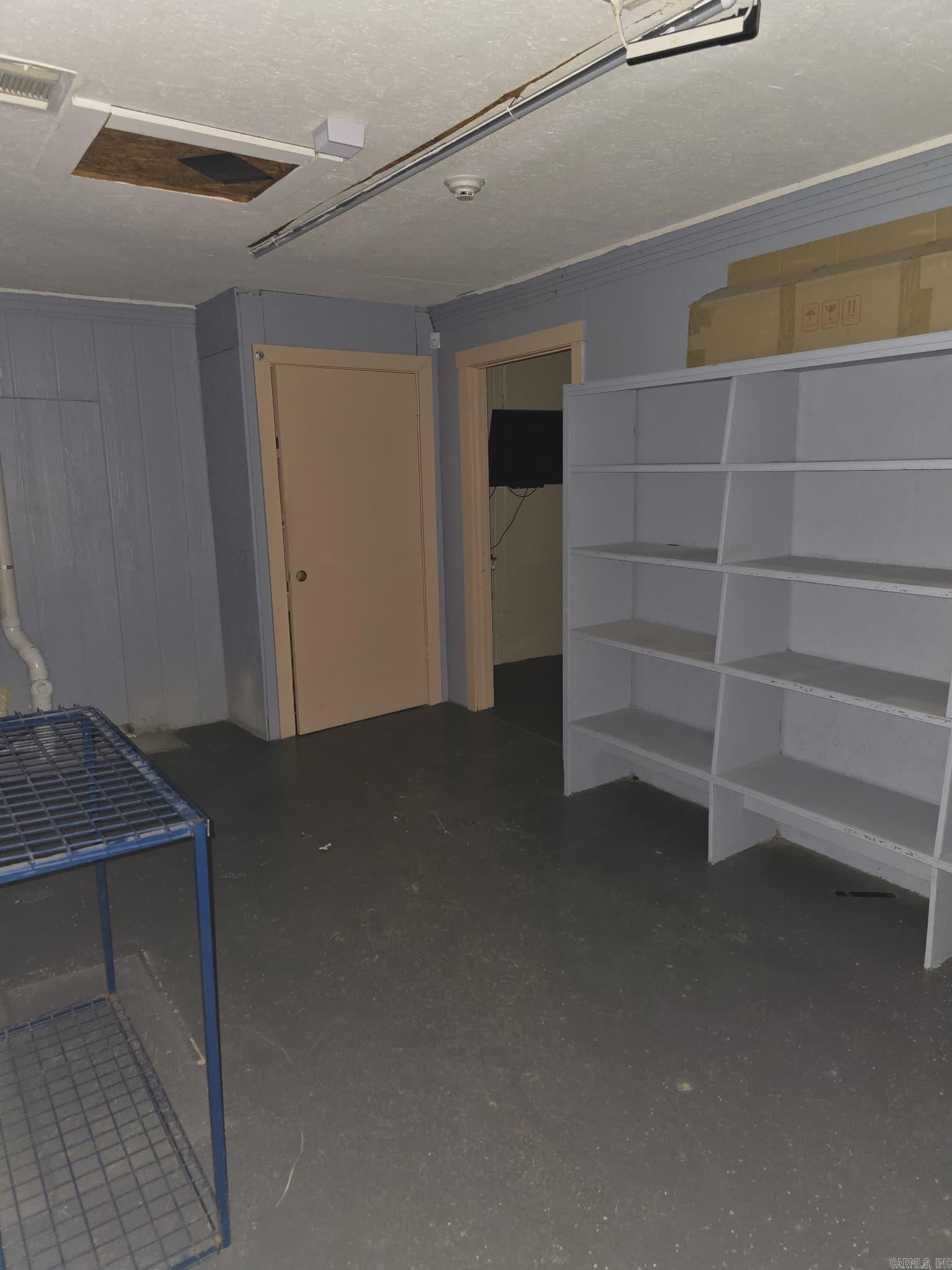 1006 N 135 Highway Property Photo 18