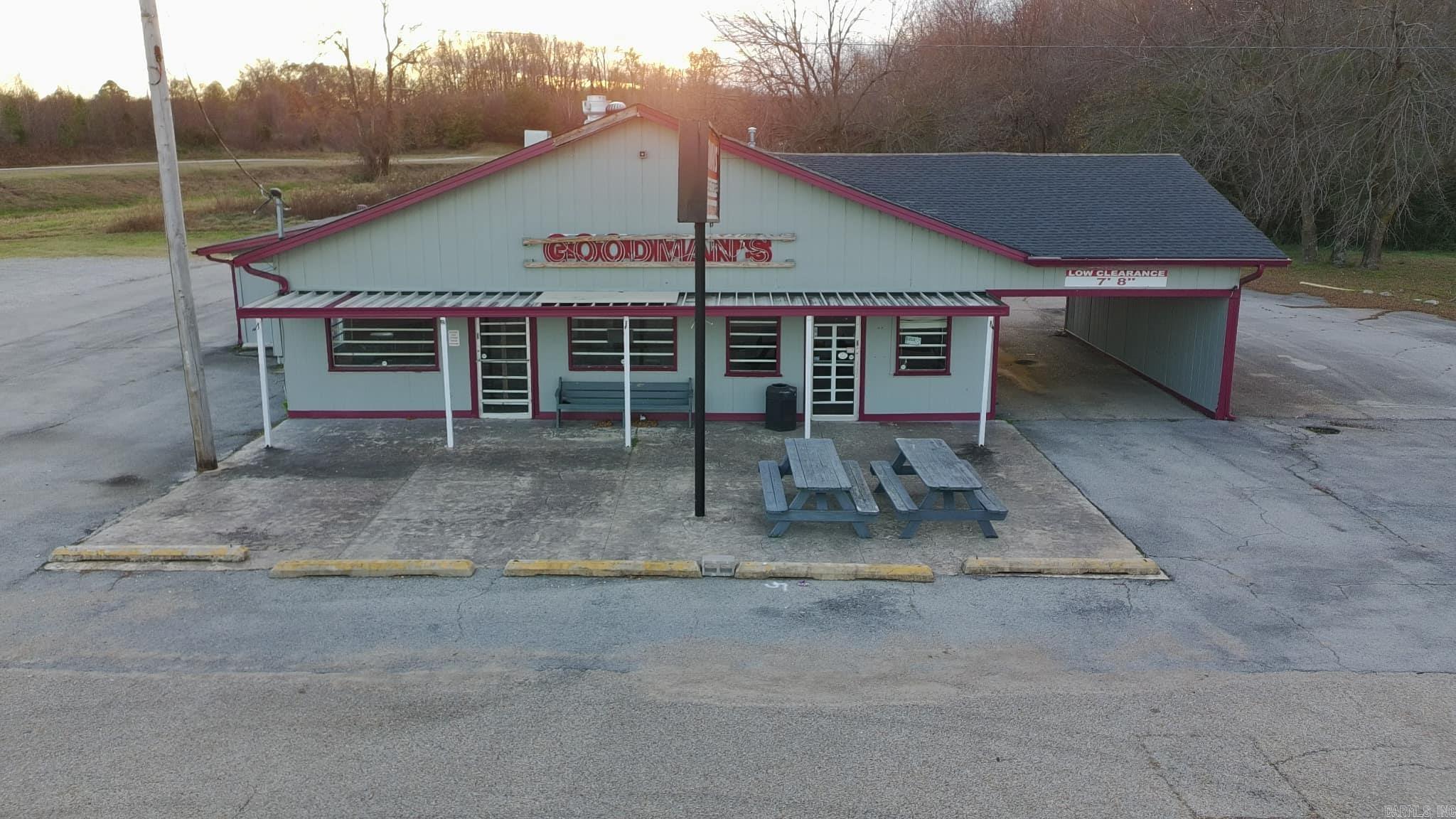1006 N 135 Highway Property Photo 20