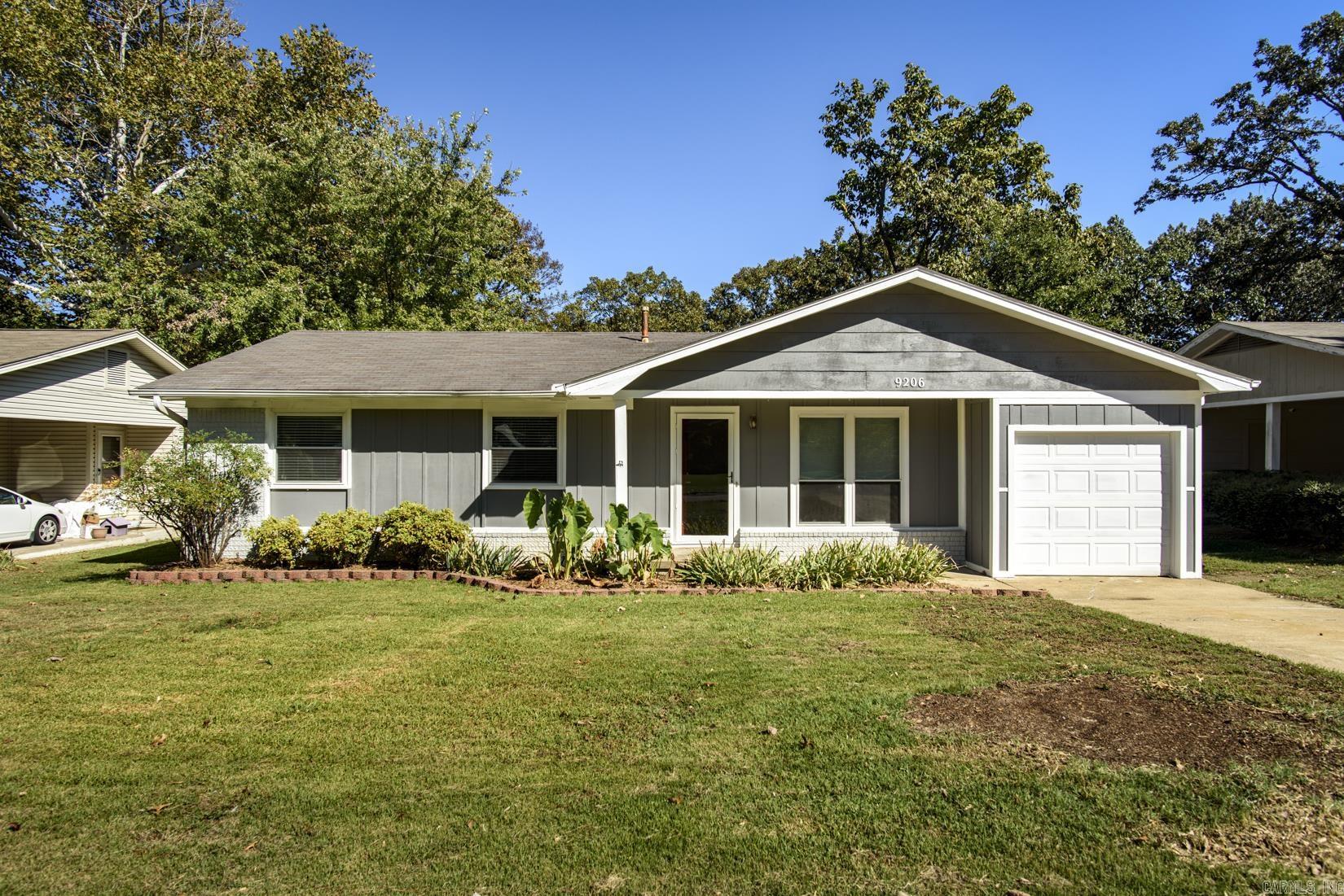 9206 Woodbine Drive Property Photo 1