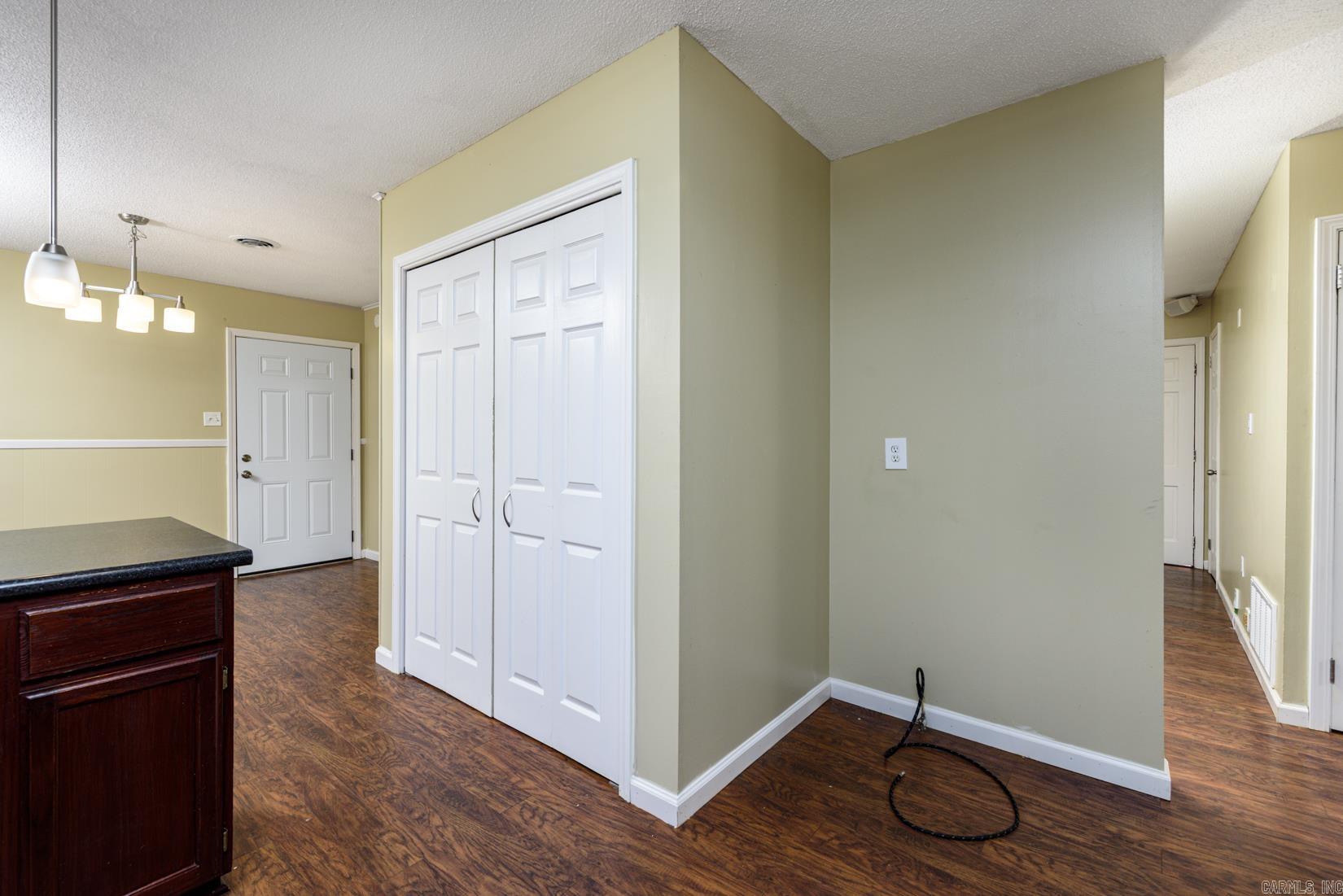 9206 Woodbine Drive Property Photo 15