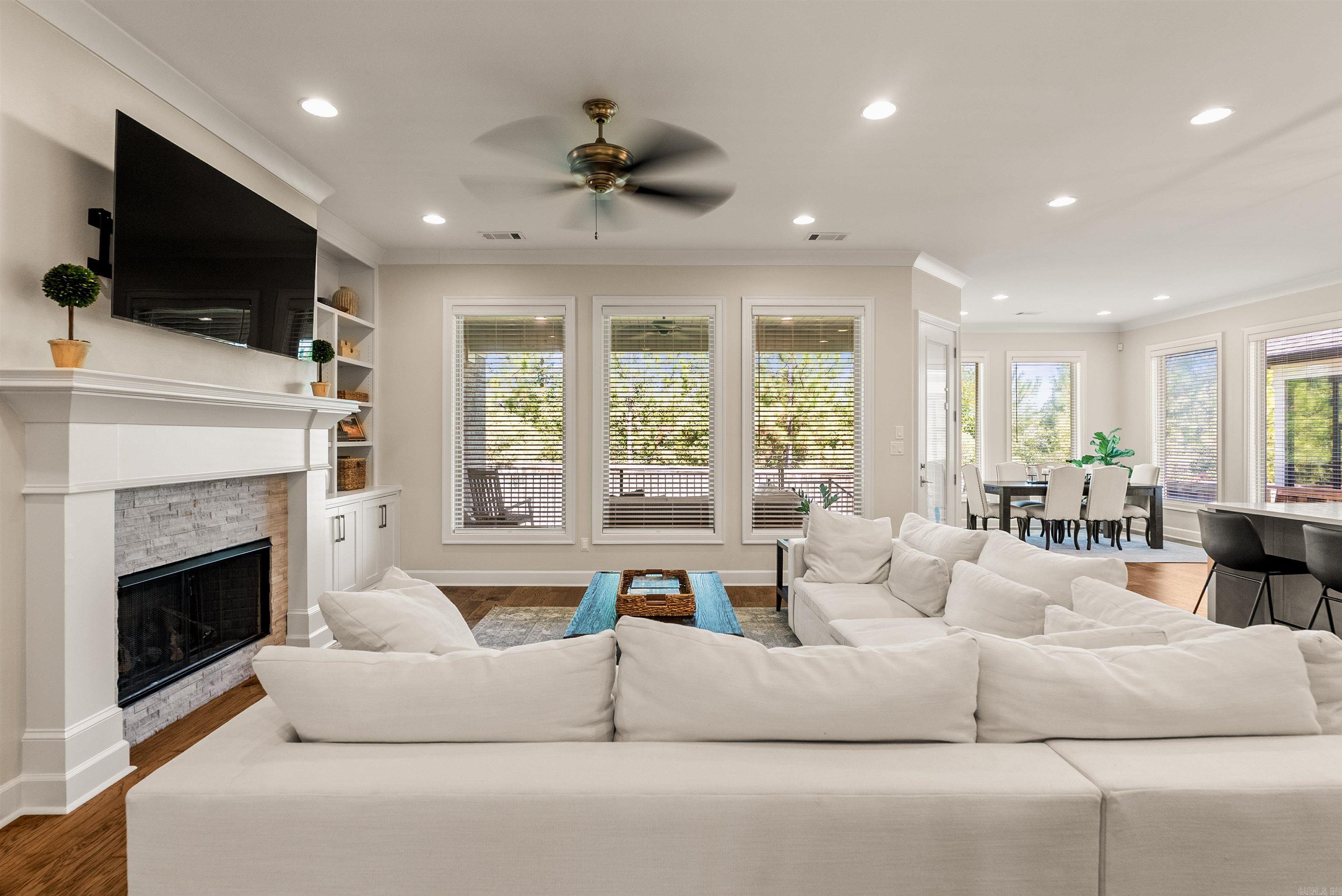 108 Belles Fleurs Boulevard Property Photo 4