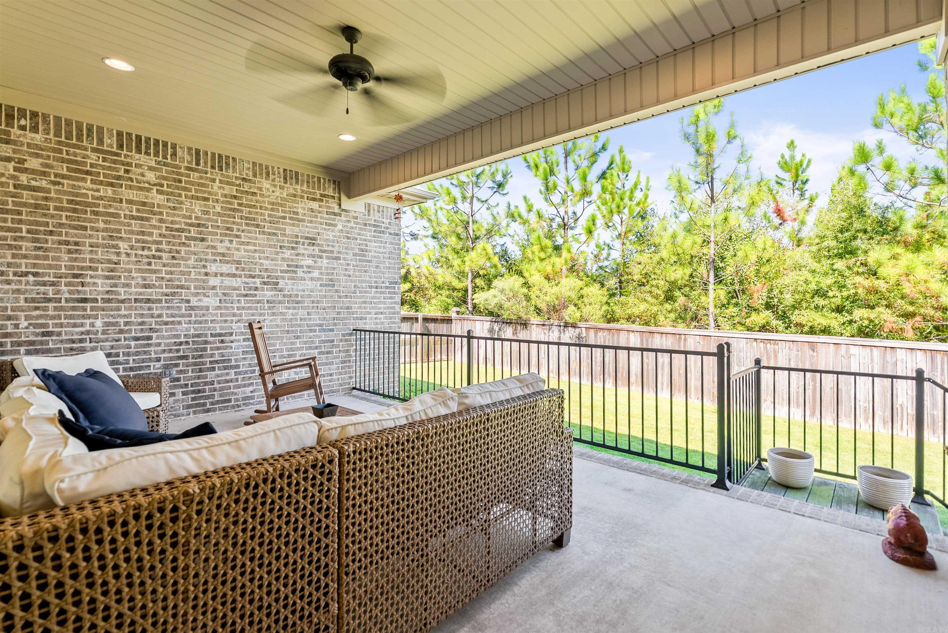 108 Belles Fleurs Boulevard Property Photo 8