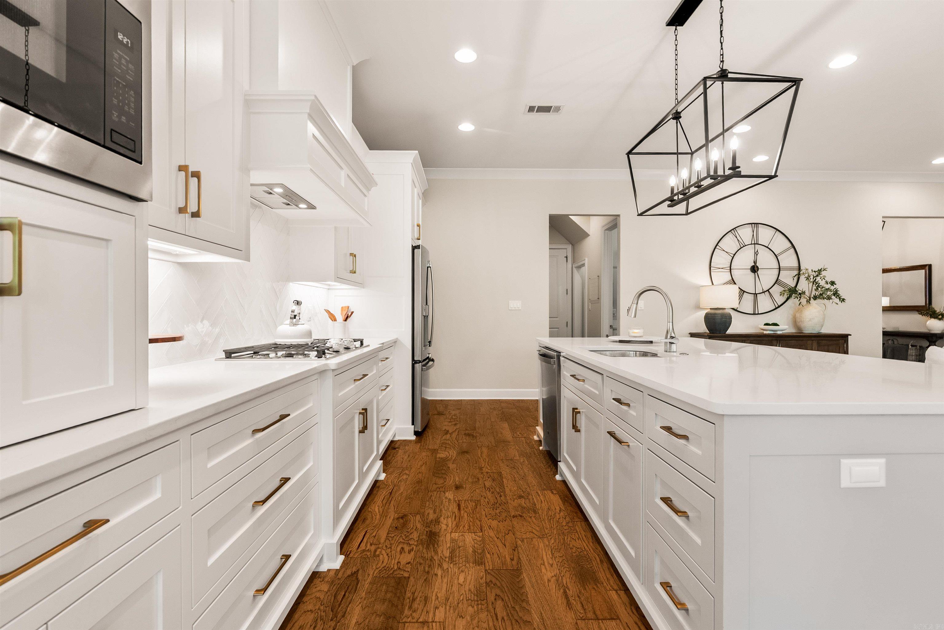 108 Belles Fleurs Boulevard Property Photo 12
