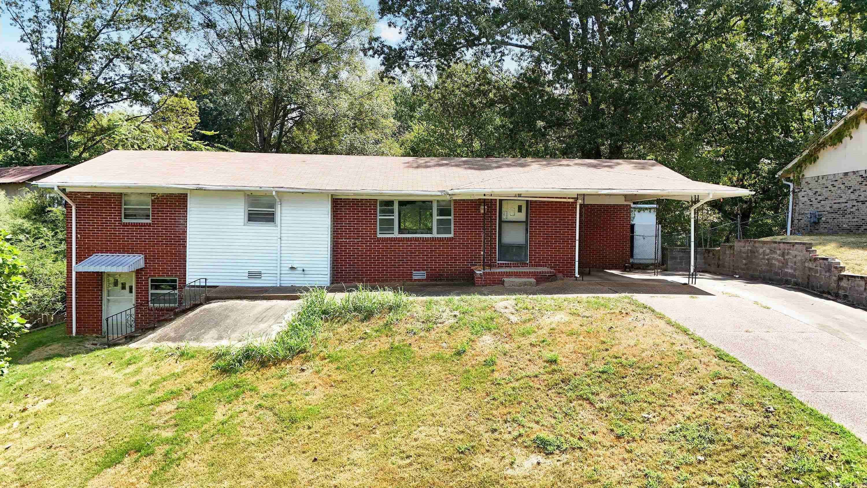 105 Scenic Dr Property Photo 1