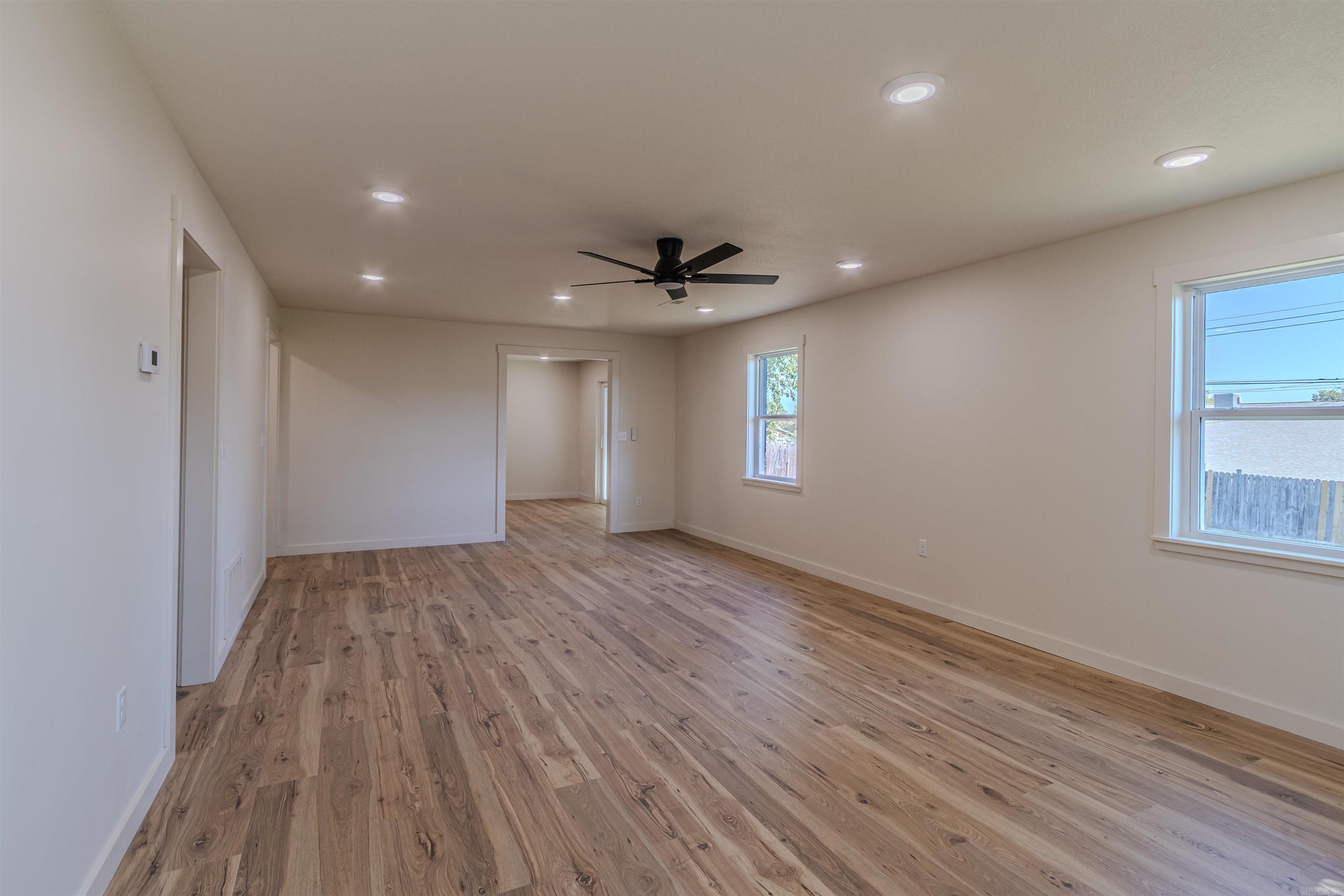 109 Highview Property Photo 3