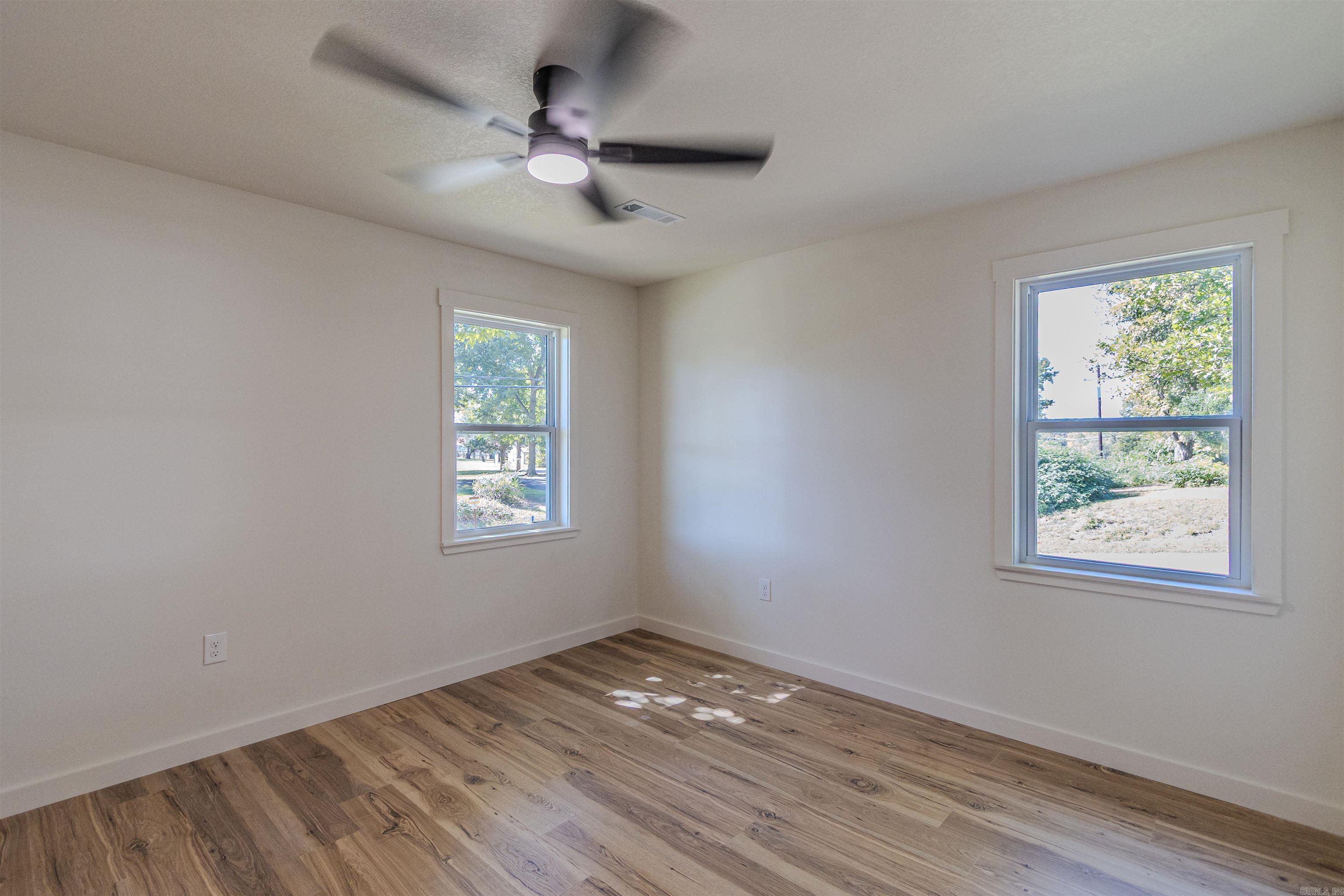109 Highview Property Photo 13