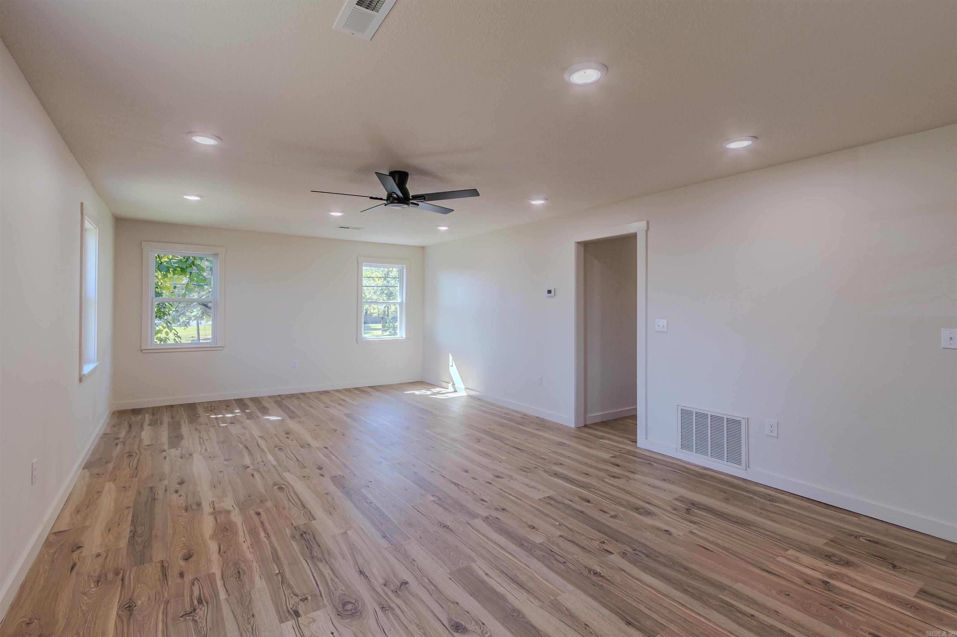 109 Highview Property Photo 19