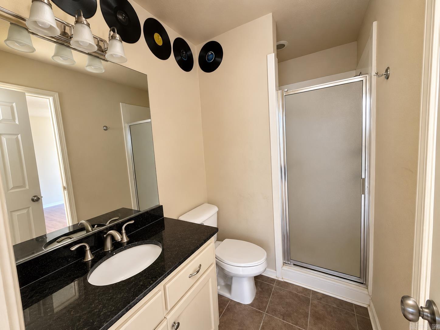 2506 Elaine Street Property Photo 16