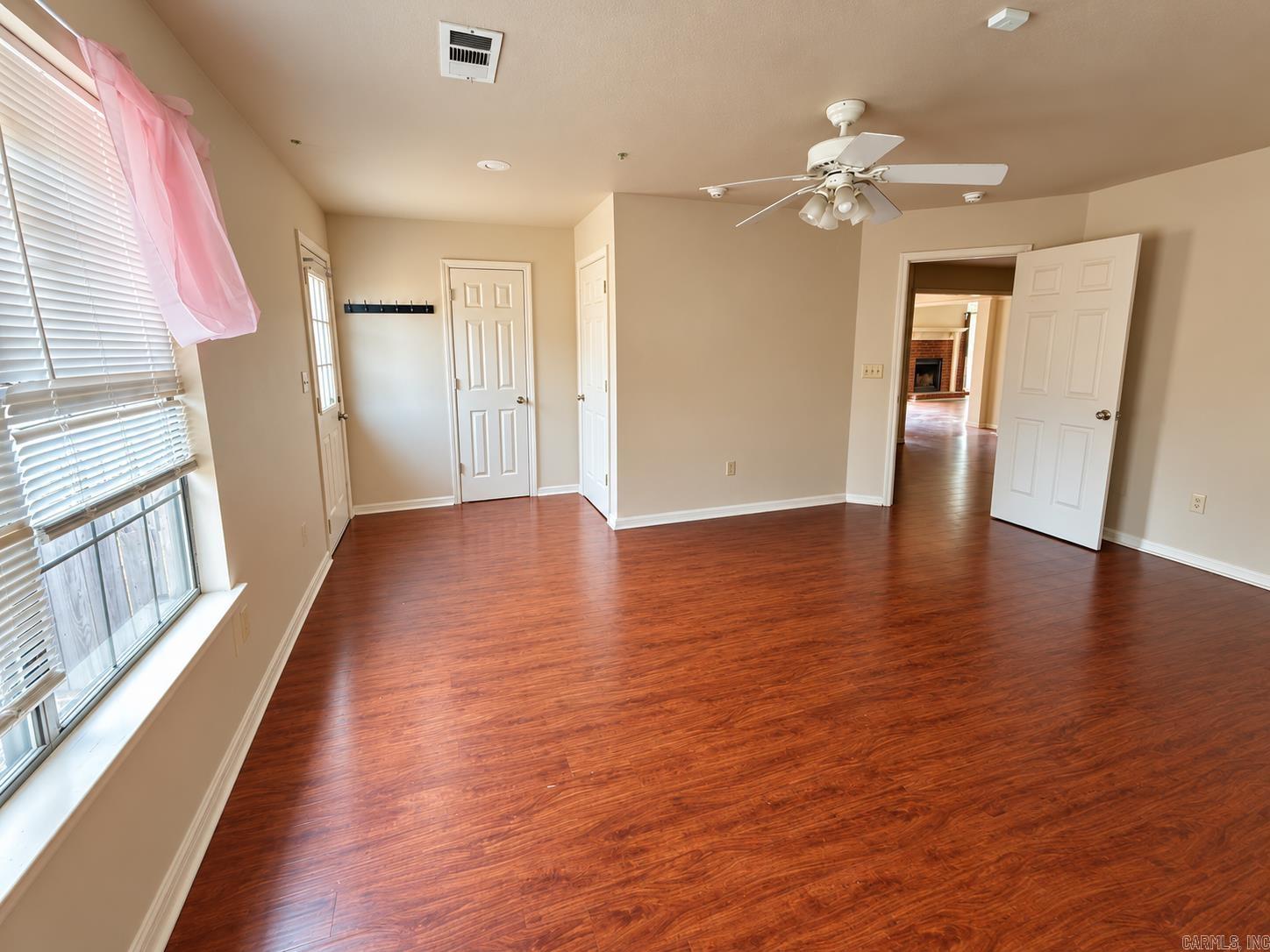 2506 Elaine Street Property Photo 19