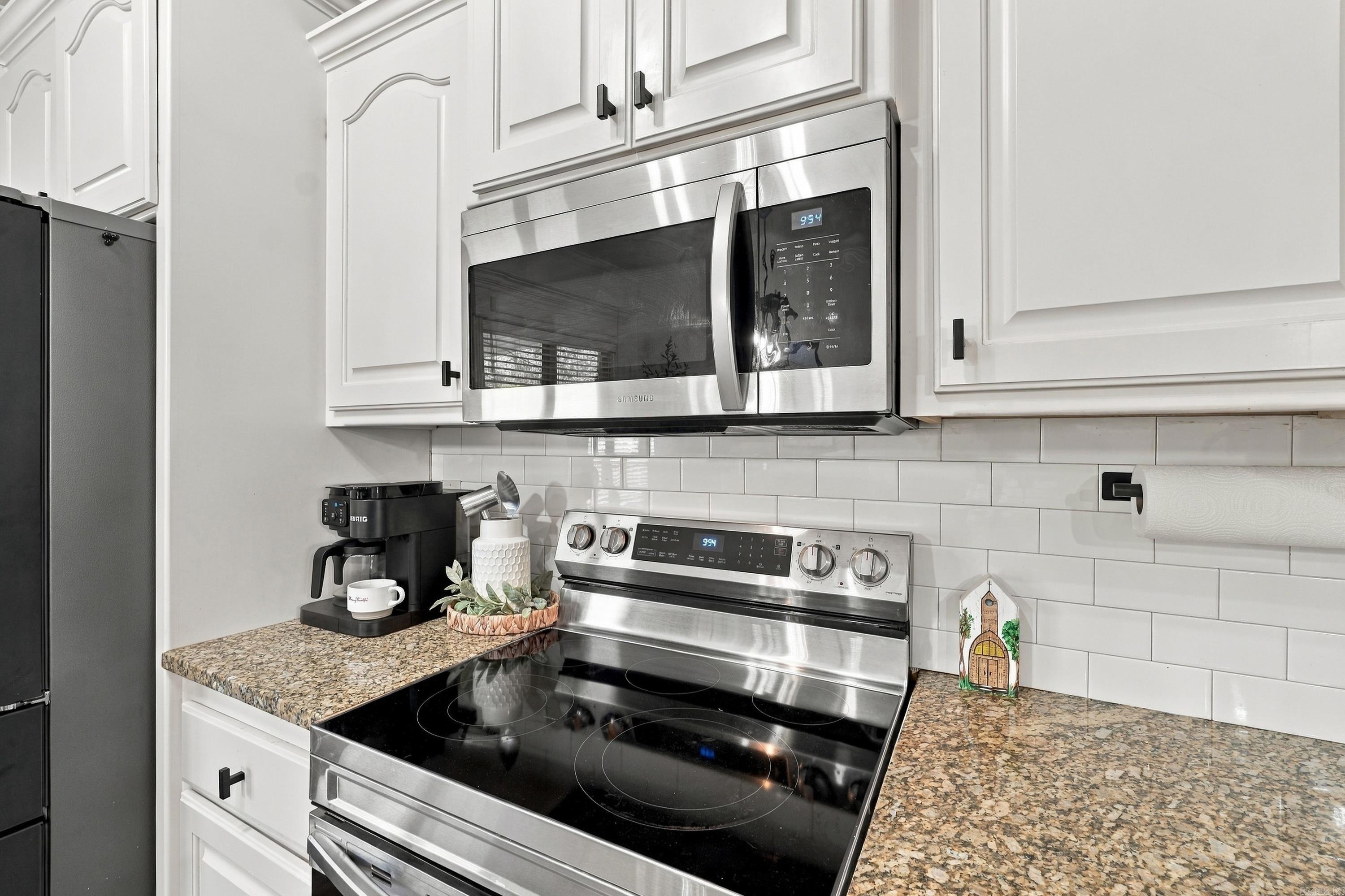 30 Ruby June Drive Property Photo 10