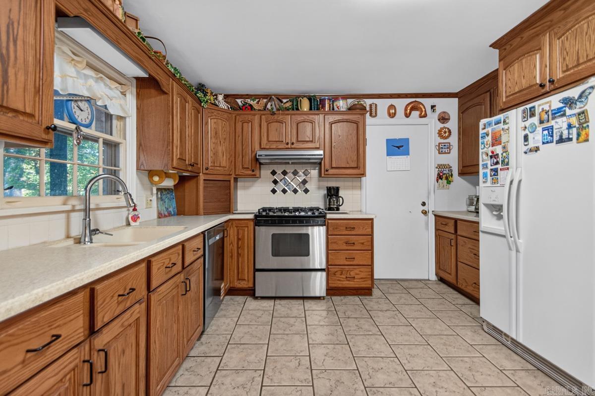 608 Beckwood Drive Property Photo 13