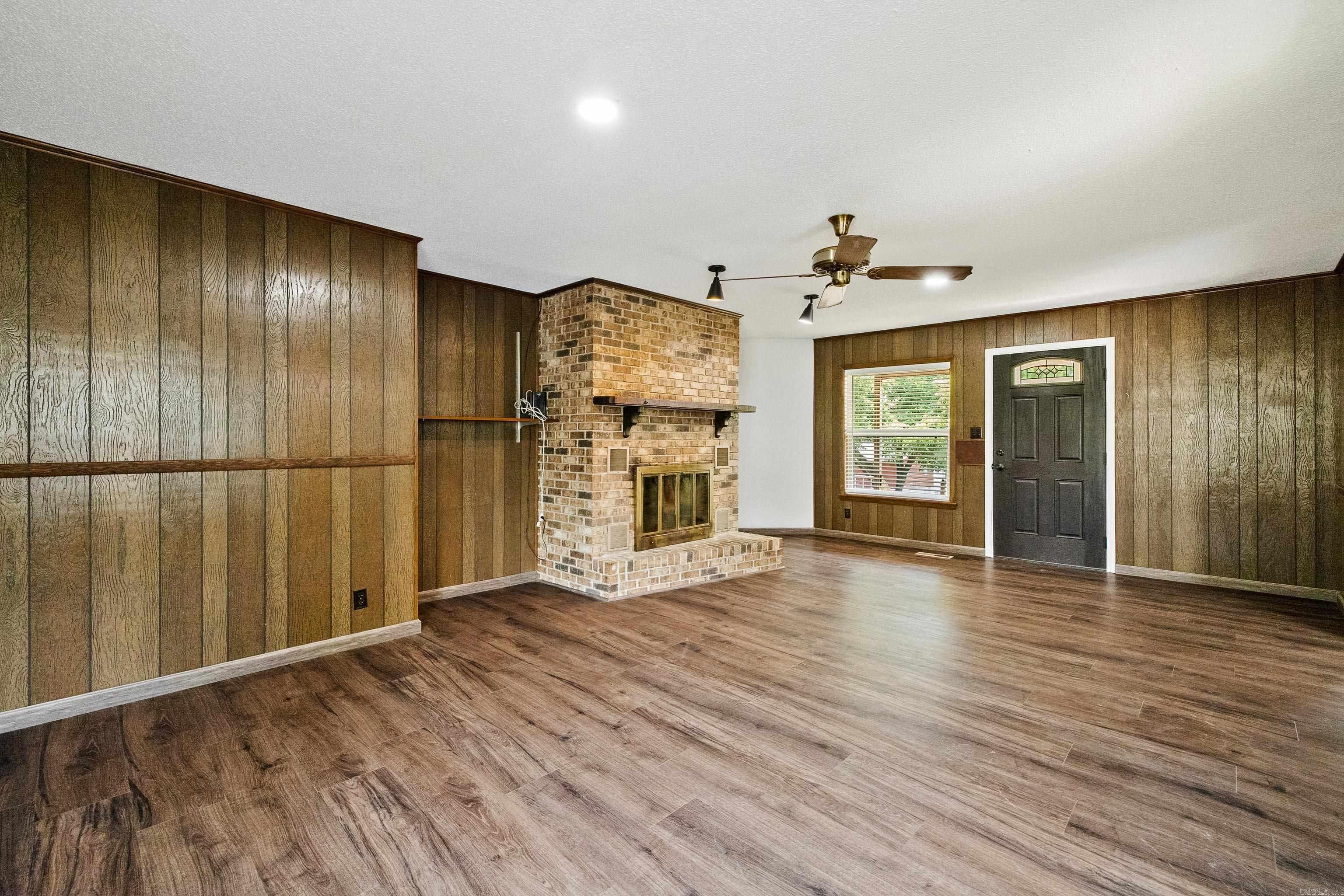 305 Ruth Street Property Photo 10