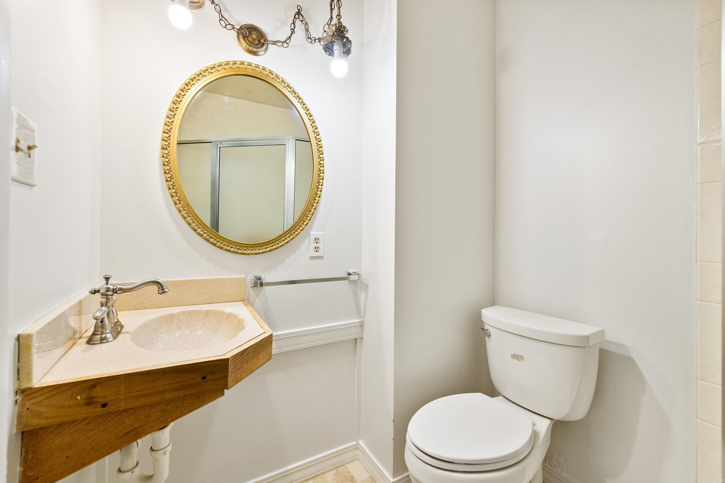 305 Ruth Street Property Photo 16