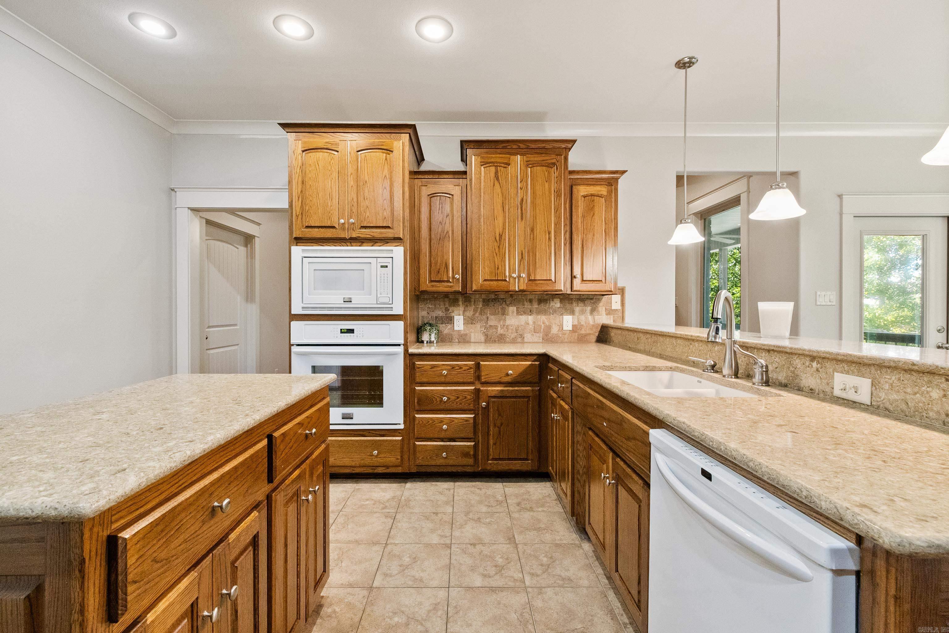 3010 Coldwater Drive Property Photo 8